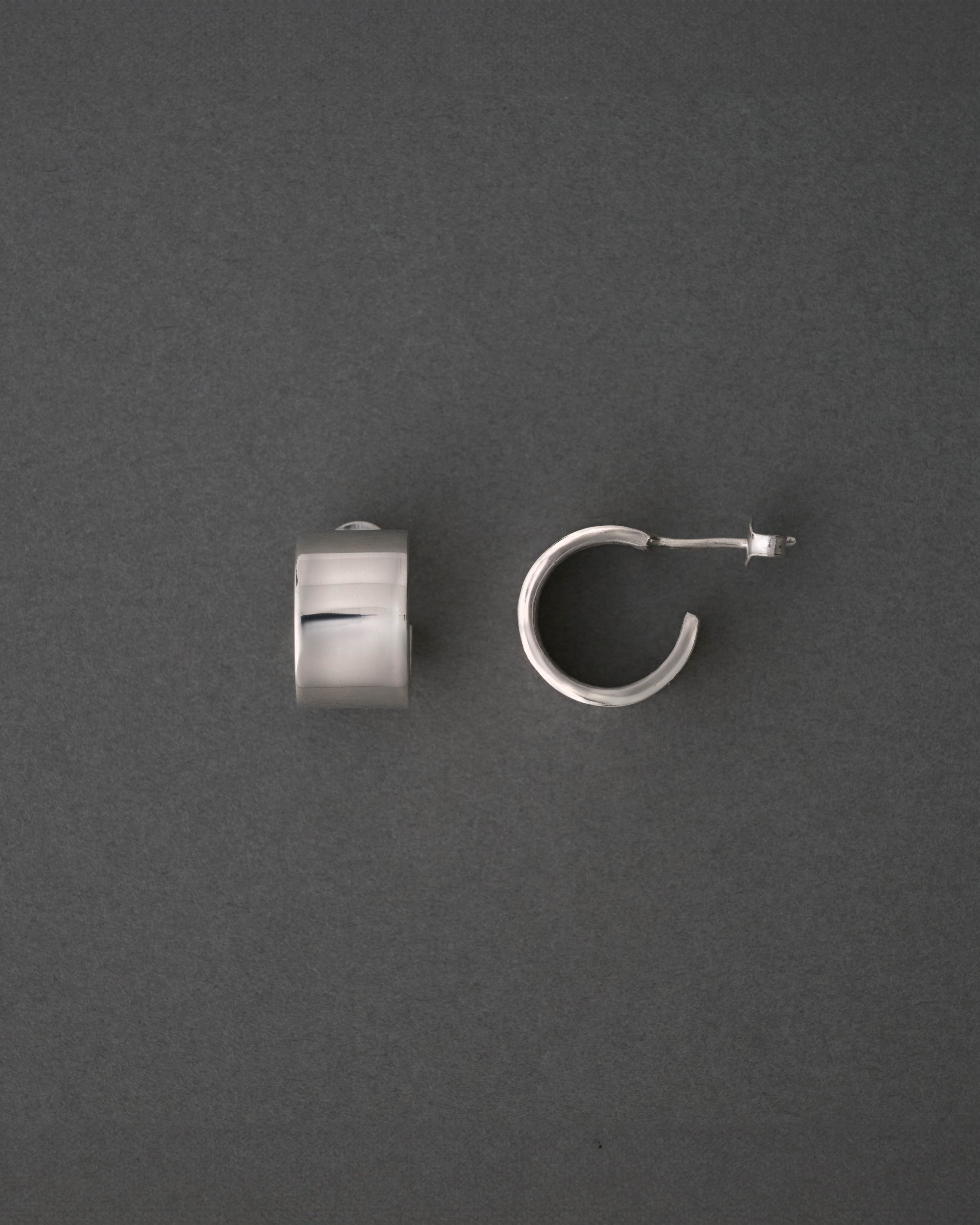 Nina&Jules 【NINA&JULES】スモールワイドフープピアス ロイトストア アクセサリー・腕時計 ピアス シルバー【送料無料】(4)