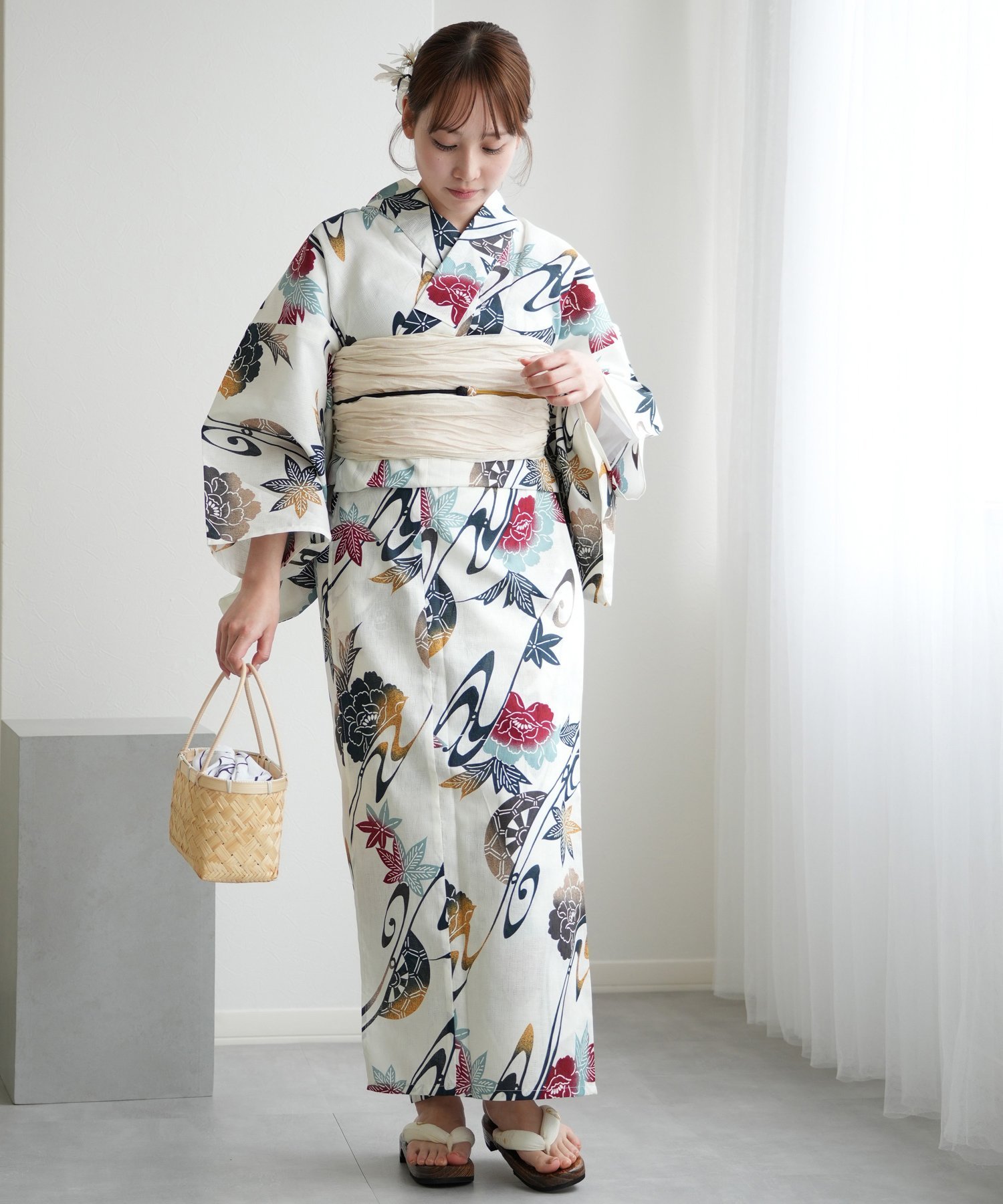 utatane utatane 浴衣3点セット 赤と鉄紺の牡丹と御所車 Fサイズ ウタタネ 着物・浴衣・和装小物 浴衣【送料無料】
