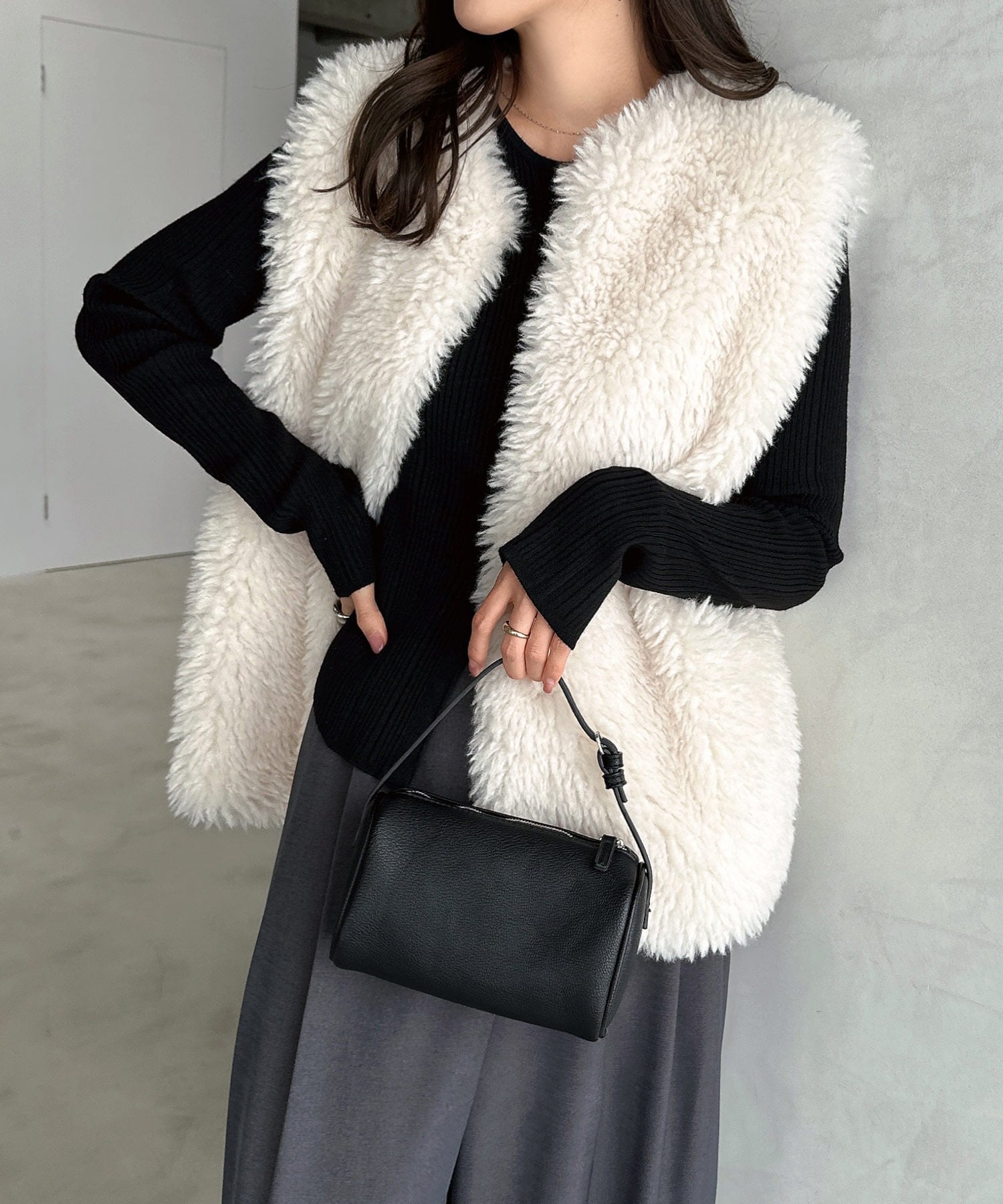 【SALE/20%OFF】andme シープ風 ファー ベスト アンドミー トップス ベスト・ジレ ブラウン グレー ホワイト ベージュ