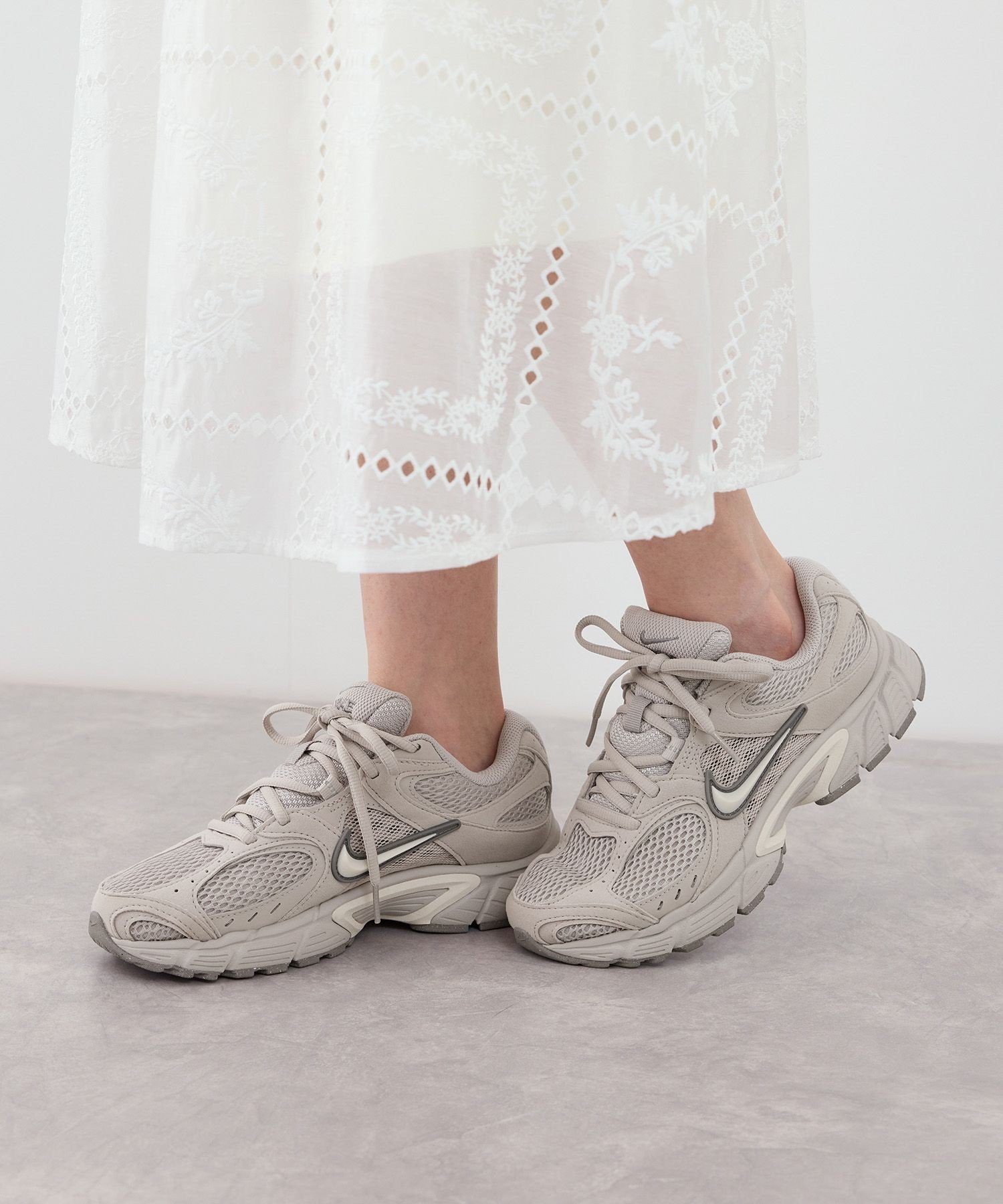 ROPE' PICNIC PASSAGE 【NIKE/ナイキ】V5 RNR ロペピクニック シューズ・靴 スニーカー ピンク シルバー【送料無料】