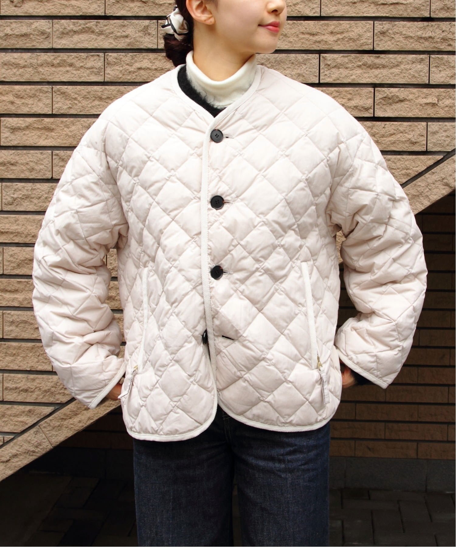 GYMPHLEX GYMPHLEX/(W)QUILT DOWN COLLARLESS JACKET A0431 NYM ƥåץ 㥱åȡ 󥸥㥱åȡ٥ ۥ磻 ֥å ꡼̵