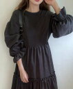 【SALE/26%OFF】JUNOAH バックリボンティアードワンピース ジュノア ワンピース・ドレス ワンピース グレー ブラック【送料無料】