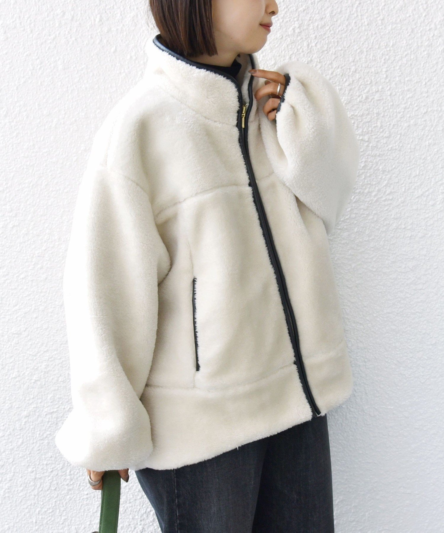 SHIPS WOMEN 《追加》【WEB限定】 高密度 ブライト ボア スタンドコート 24AW シップス ジャケット・アウター その他のジャケット・アウター ホワイト グレー ベージュ【送料無料】のサムネイル