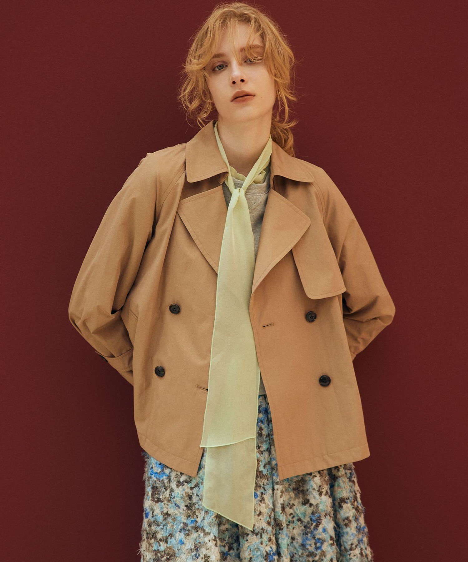 組曲 L タイプライターショート トレンチコート クミキョク ジャケット・アウター トレンチコート ブラ..