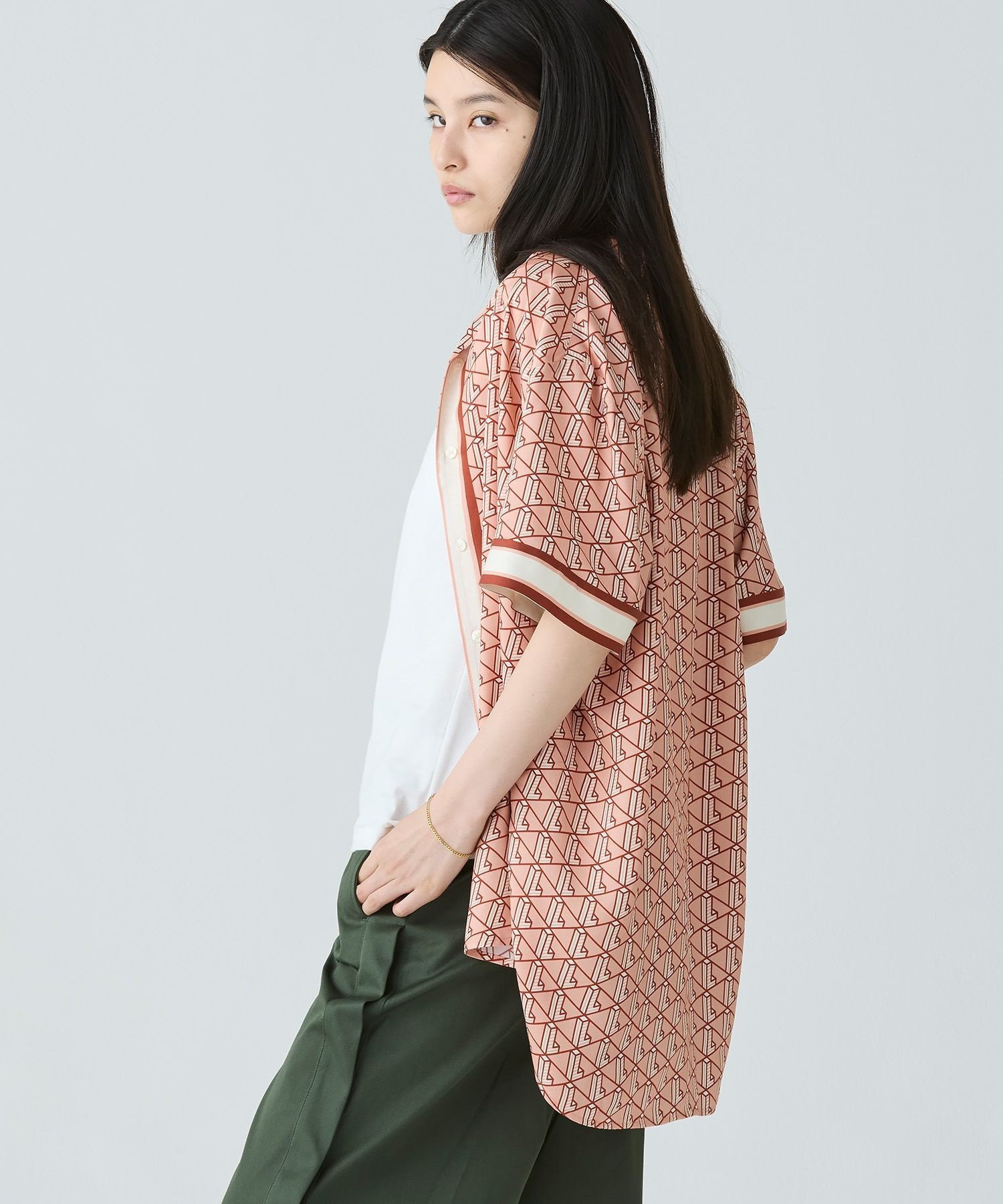 【SALE／40%OFF】LACOSTE ウィメンズオープンカラーモノグラムシャツ ラコステ トップス シャツ・ブラウス ピンク【送料無料】