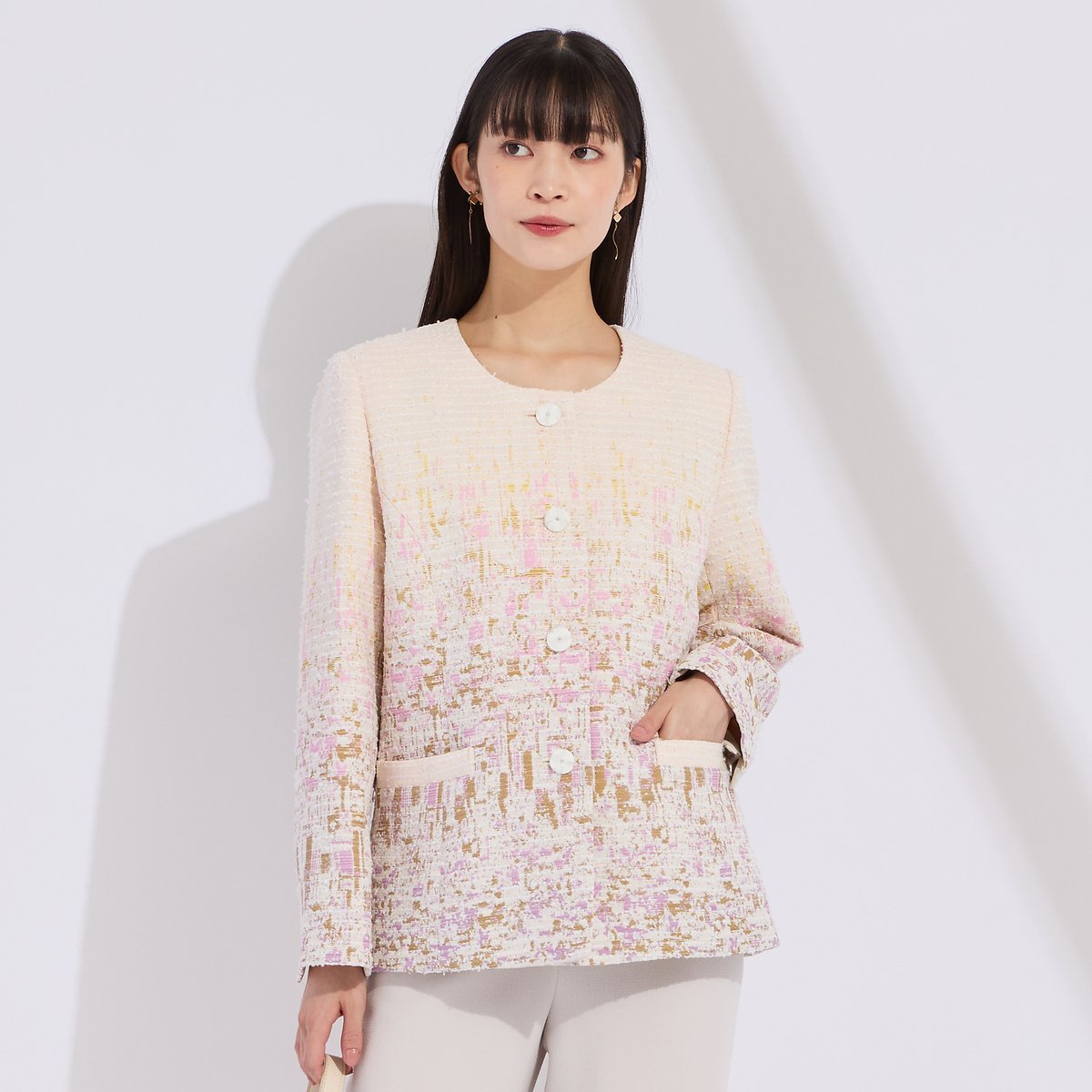 Liliane Burty 【11~17号】フランス製素材ジャカードノーカラージャケット リリアンビューティ ジャケット・アウター ノーカラージャケット ピンク