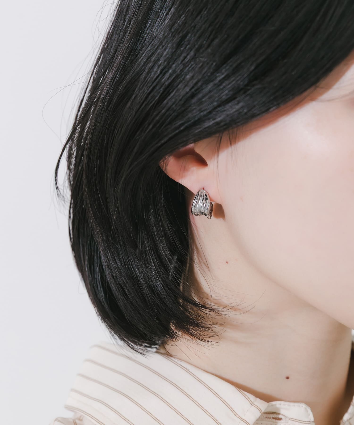【SALE／50%OFF】SMELLY ステンレスウェーブメタルピアス スメリー アクセサリー・腕時計 ピアス シルバー ゴールド