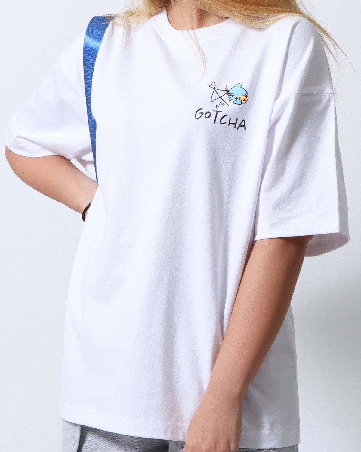 GOTCHA GOTCHA (ガッチャ) ウィメンズ 吸水速乾 フィッシュマン 砂浜 らくがき T ガッチャ トップス カットソー・Tシャツ ホワイト ピンク【送料無料】