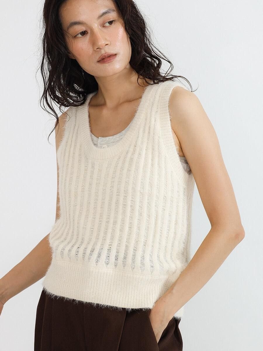 . Shaggy knit vest ラシュッド トップス ニット ホワイト ブラック