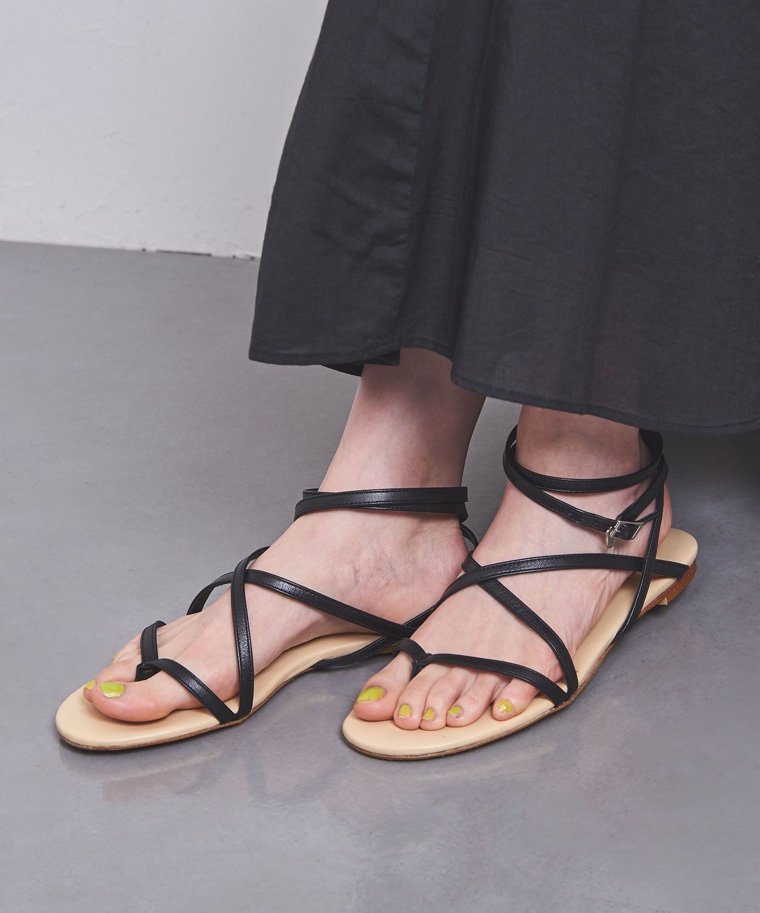 【SALE／80%OFF】UNITED ARROWS ＜HEWN＞トング レースアップ サンダル ユナイテッドアローズ アウトレット シューズ・靴 その他のシューズ・靴 ブラック【送料無料】