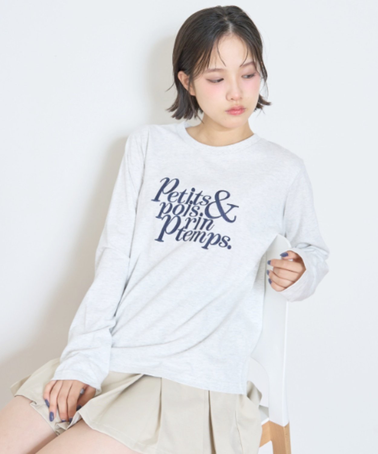 Lovetoxic ロゴ刺しゅう長袖Tシャツ ナルミヤオンライン トップス カットソー・Tシャツ ブルー ホワイトのサムネイル
