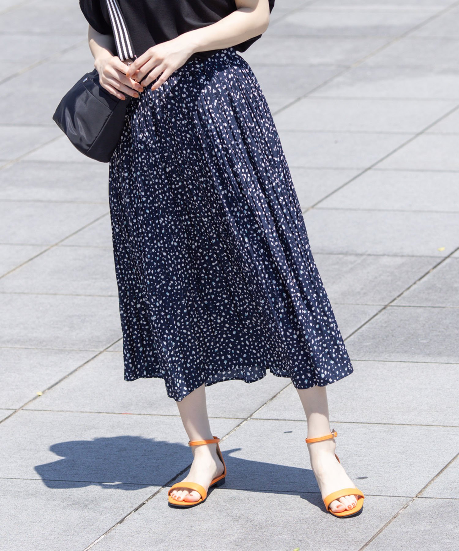 【SALE／40%OFF】Petit Honfleur プリーツ使いスカート プチオンフルール スカート その他のスカート ネイビー【送料無料】