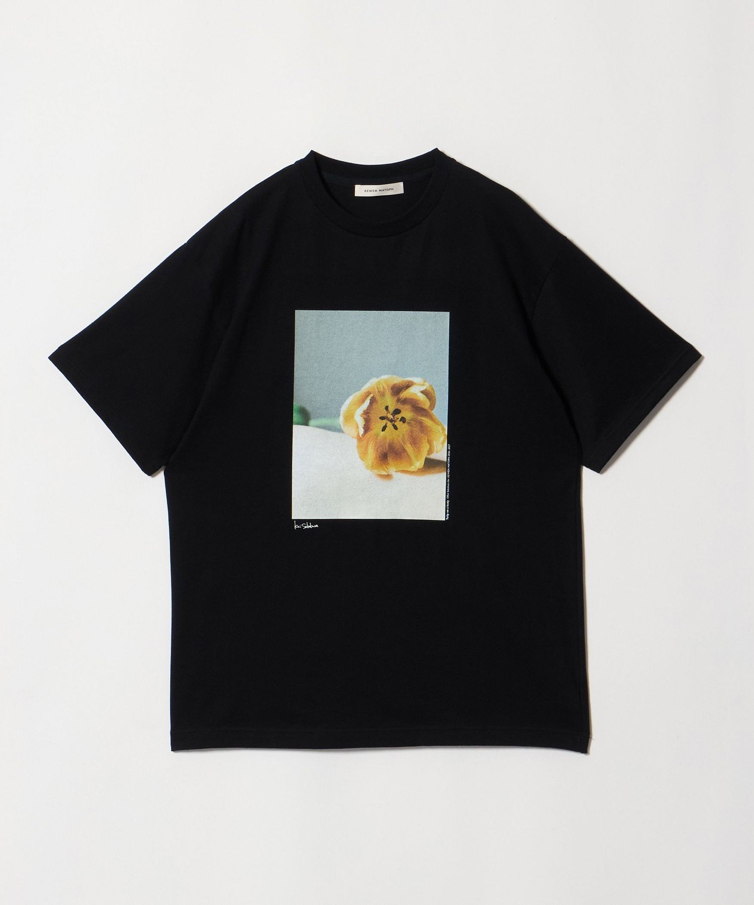 ＜Kei Sakakura for AEWEN MATOPH＞フォトTシャツ Tulip on body ユナイテッドアローズ トップス カットソー・Tシャツ ブラック ホワイト