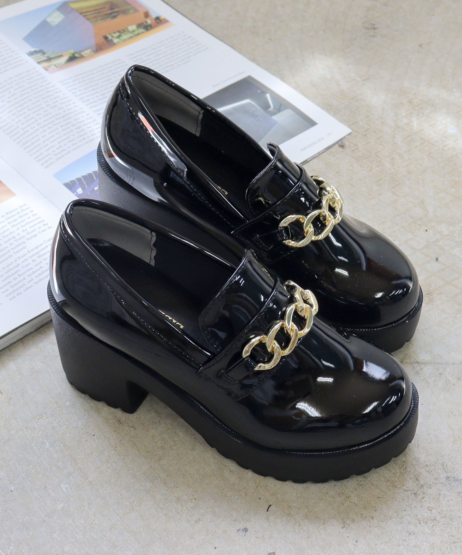 【SALE／30%OFF】LibertyDoll 8cmヒール ワンピース 韓国ファッション チェーンベルトローファー ☆3058 サンエーフットウェアー シューズ・靴 ローファー ブラウン ブラック
