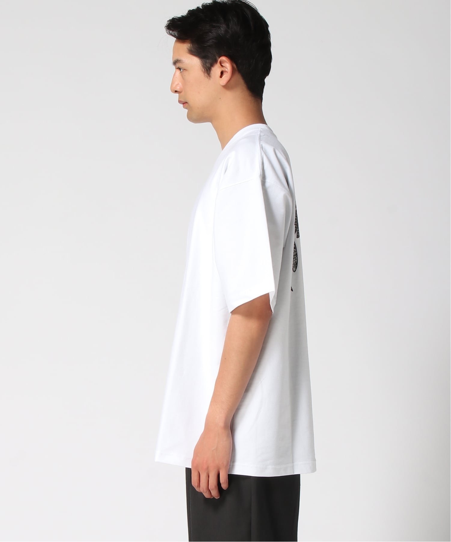 (M)LSC TEE WIDE FIT NATSUKI クローム トップス カットソー・Tシャツ ホワイト