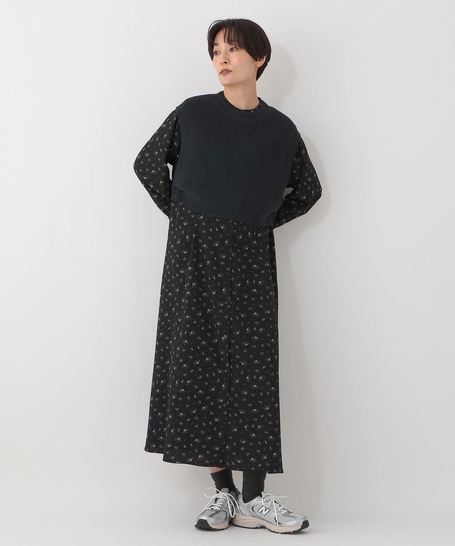 Afternoon Tea LIVING 【セットアイテム】ニットベスト&小花柄ワンピース アフタヌーンティー・リビング ワンピース・ドレス ワンピース グレー【送料無料】