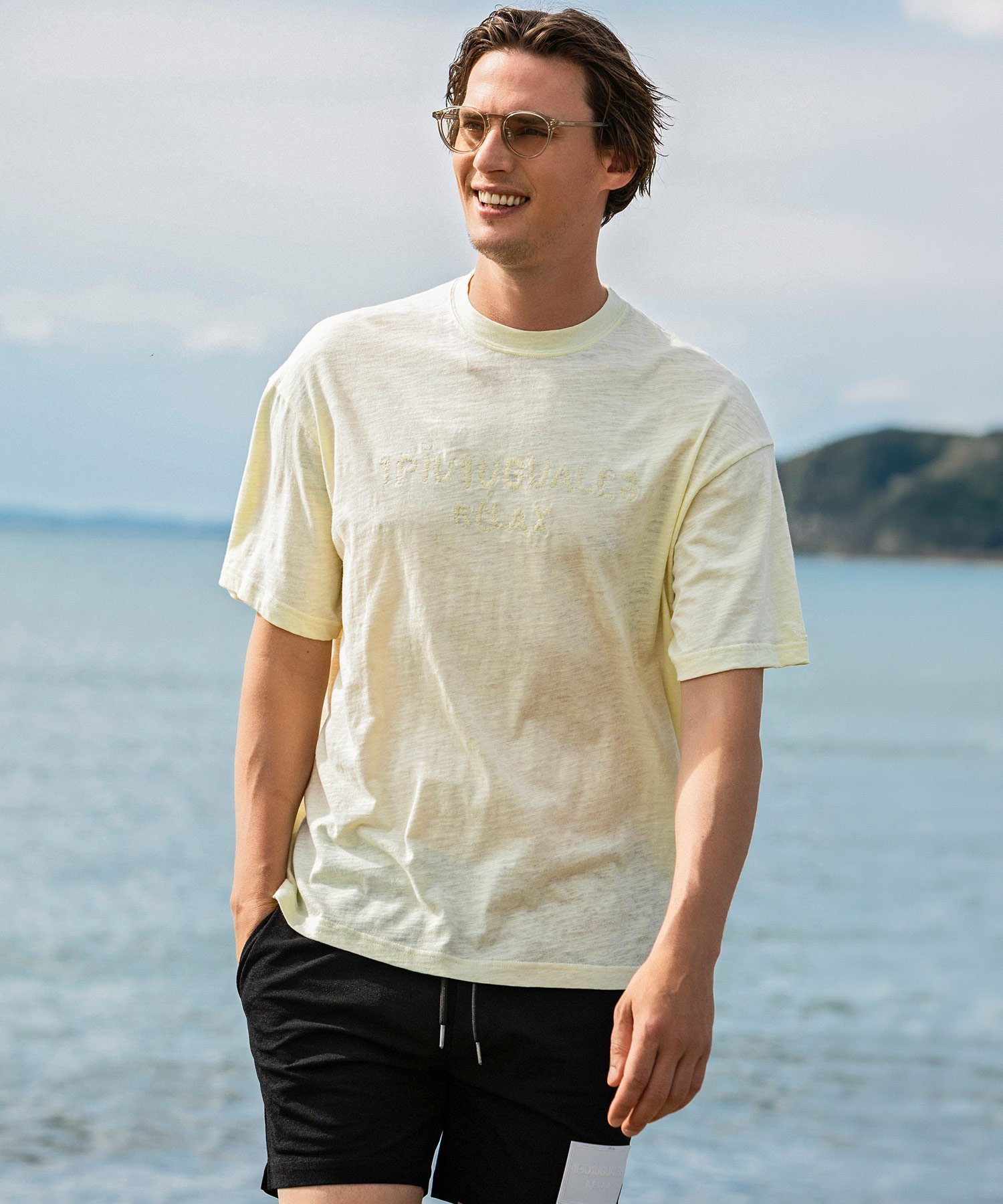 1PIU1UGUALE3 RELAX 1PIU1UGUALE3 RELAX ラフステッチロゴスラブ半袖Tシャツ シフォン トップス カットソー・Tシャツ ブラック イエロー ピンク ホワイト