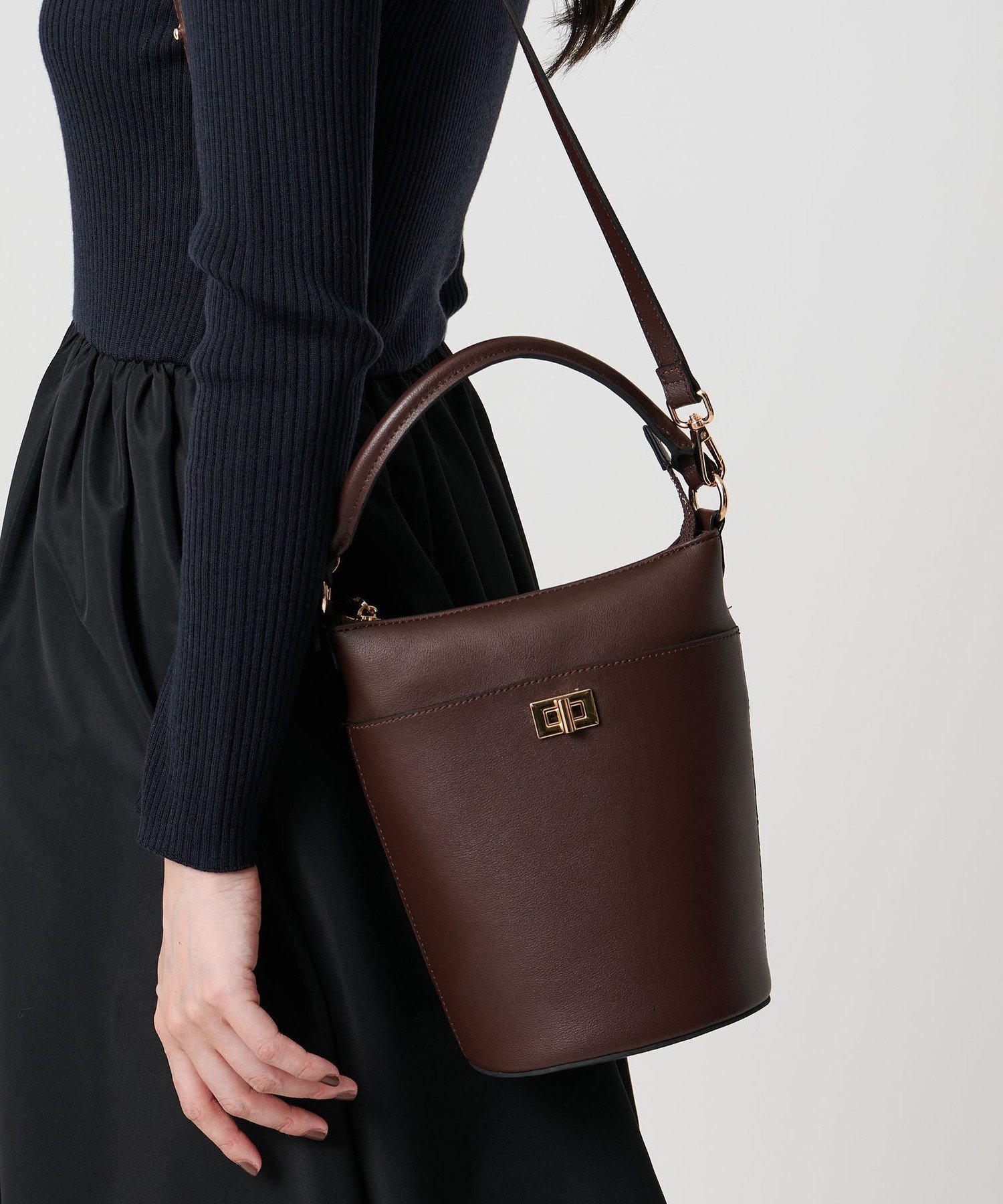 UNITED ARROWS ソフト コンビ バケットバッグ ユナイテッドアローズ バッグ ショルダーバッグ ブラウン..