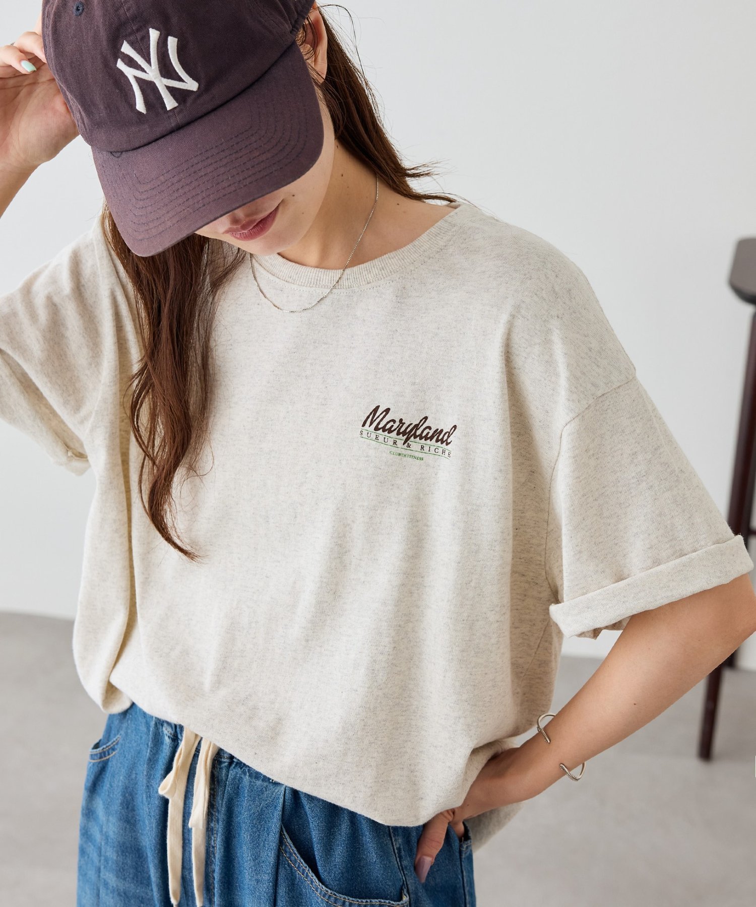 Discoat 【Enlude】サガラ刺繍ロゴTシャツ《ユニセックス》 ディスコート トップス カットソー・Tシャツ ベージュ グレー【送料無料】