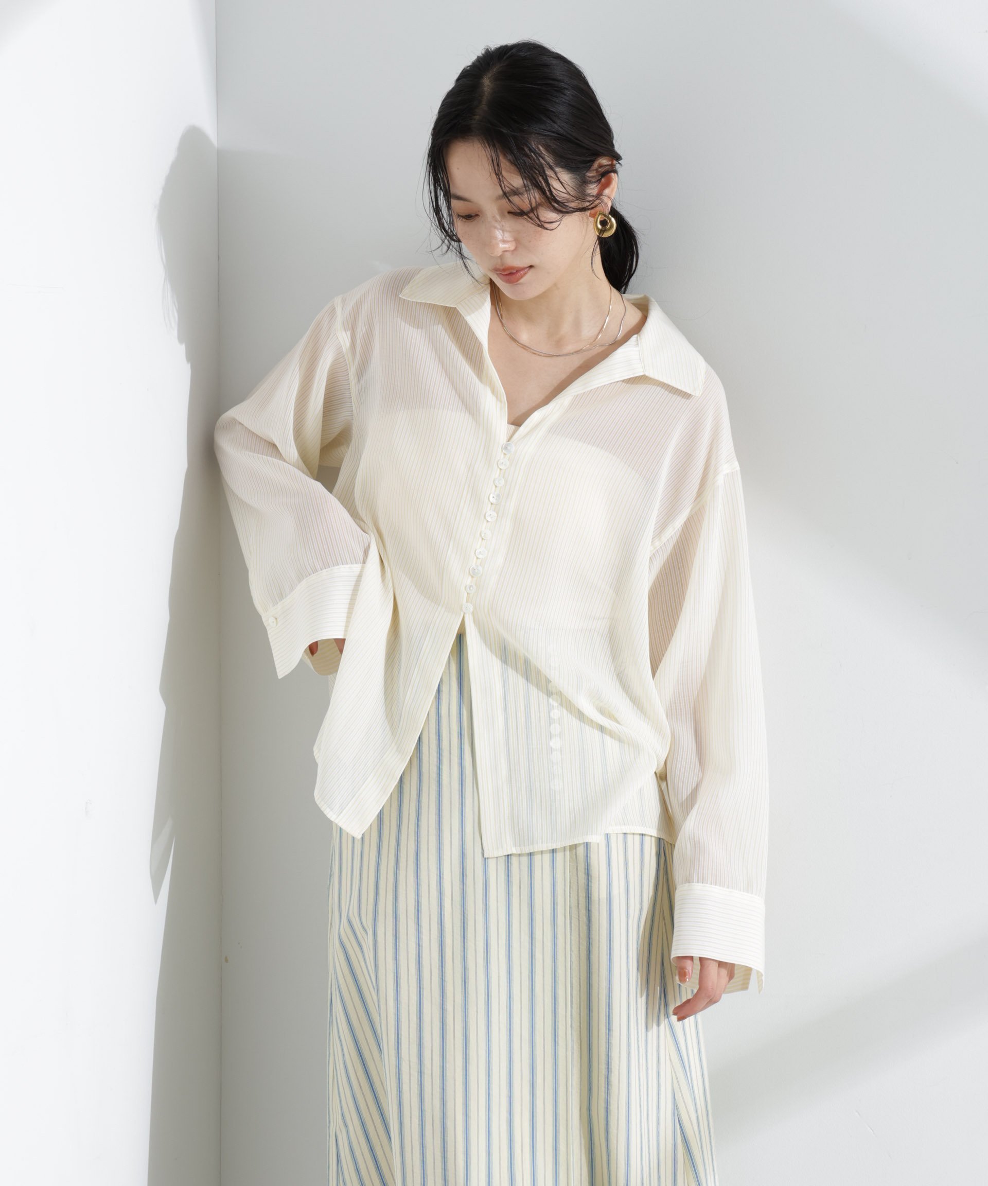 【SALE／50%OFF】NANO universe マルチボタンシアーストライプシャツ(セットアップ可) ナノユニバース トップス シャツ・ブラウス ブルー イエロー【送料無料】 stylife-14975708 Rakuten Fashion サンプル画像3