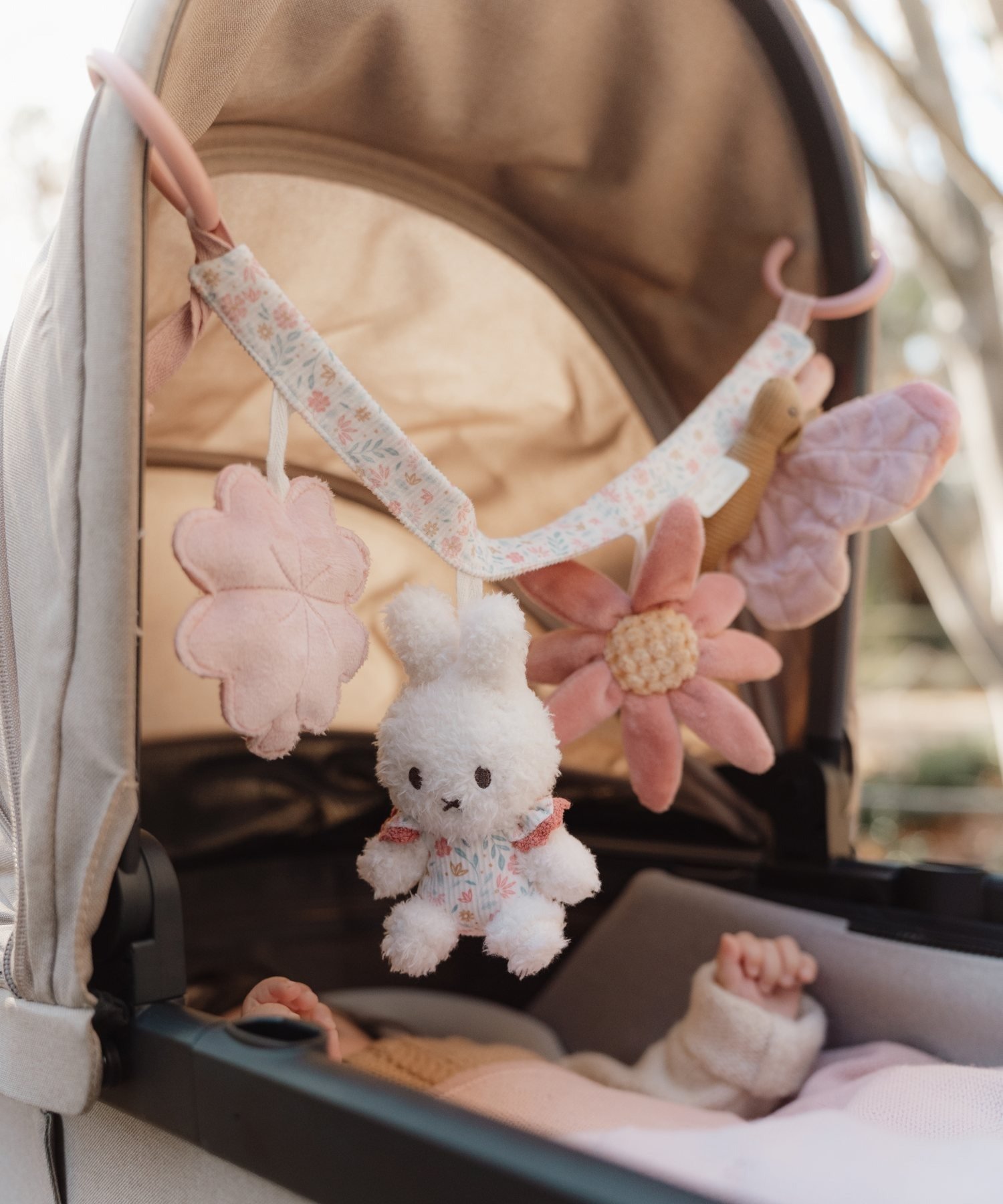 BIRTHDAY BAR WEB限定【MIFFY ミッフィー】x Little Dutchストローラートイ バースデイバー マタニティウェア・ベビー用品 その他のベビーグッズ ブルー ピンク 3