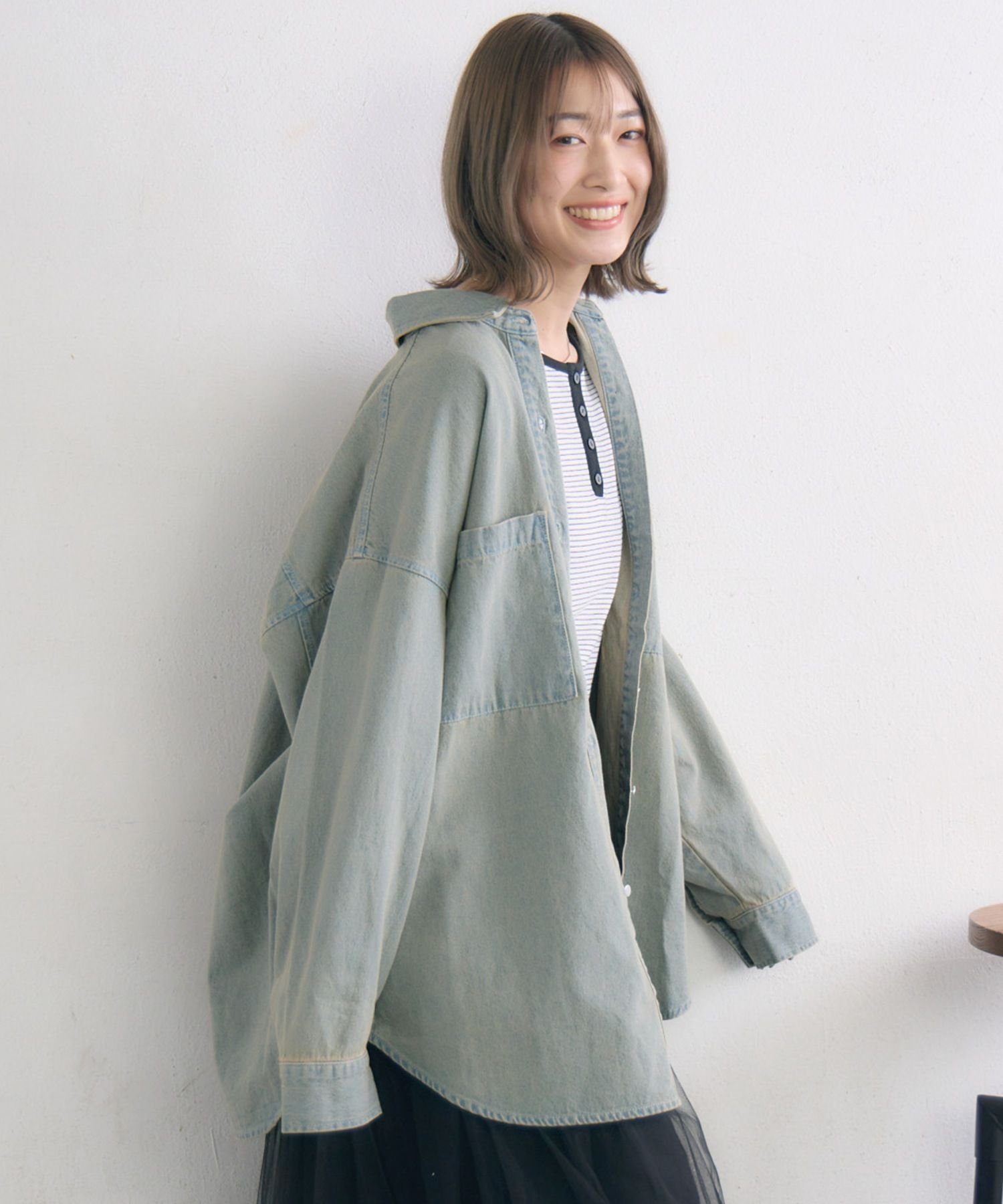 楽天市場】デニムシャツ(柄刺繍)(シャツ・ブラウス|トップス 楽天市場】デニムシャツ(柄刺繍)(シャツ・ブラウス|トップス