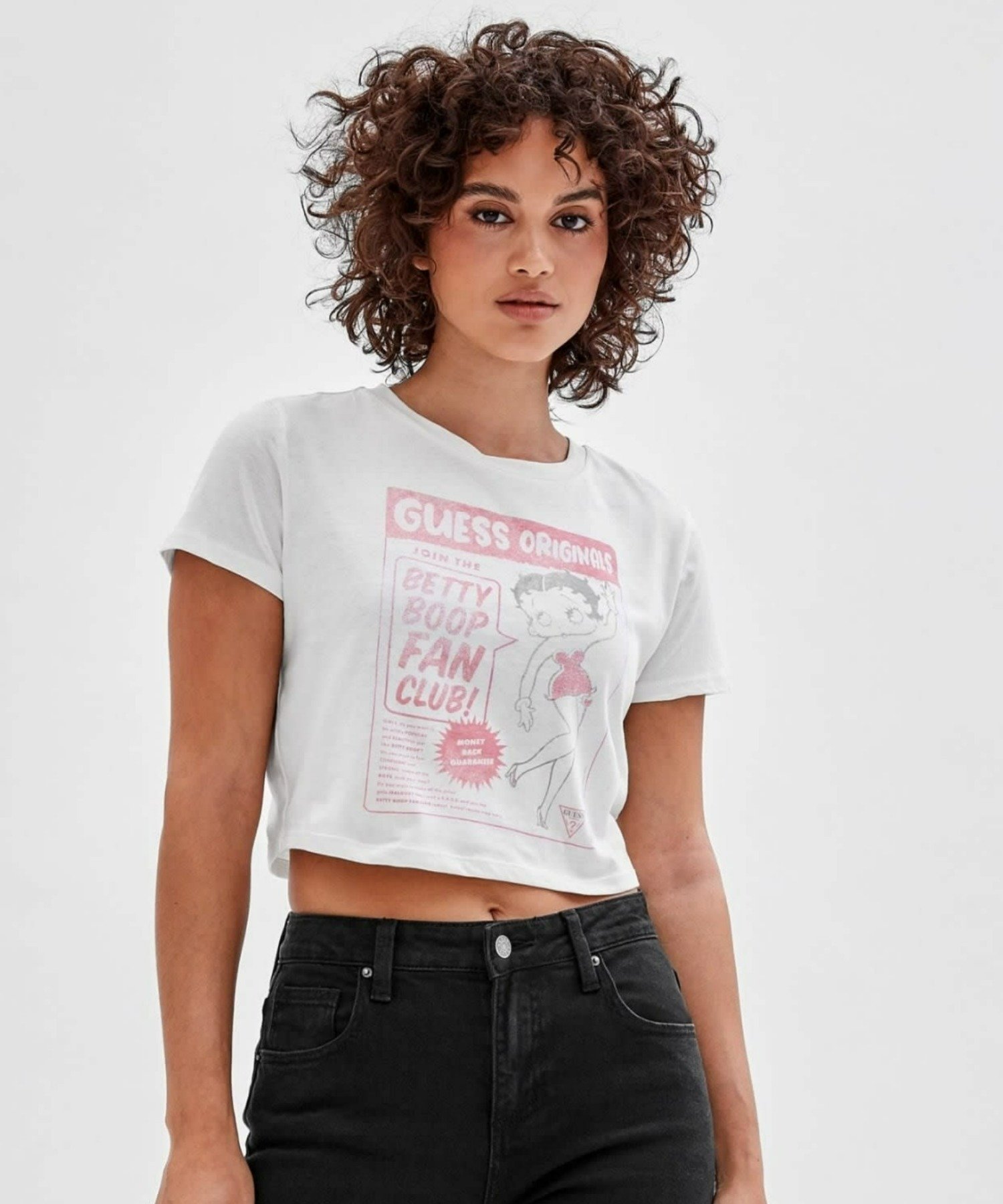 【SALE／50%OFF】GUESS (W)Betty Boop Crop Baby Tee ゲス トップス カットソー・Tシャツ ホワイト