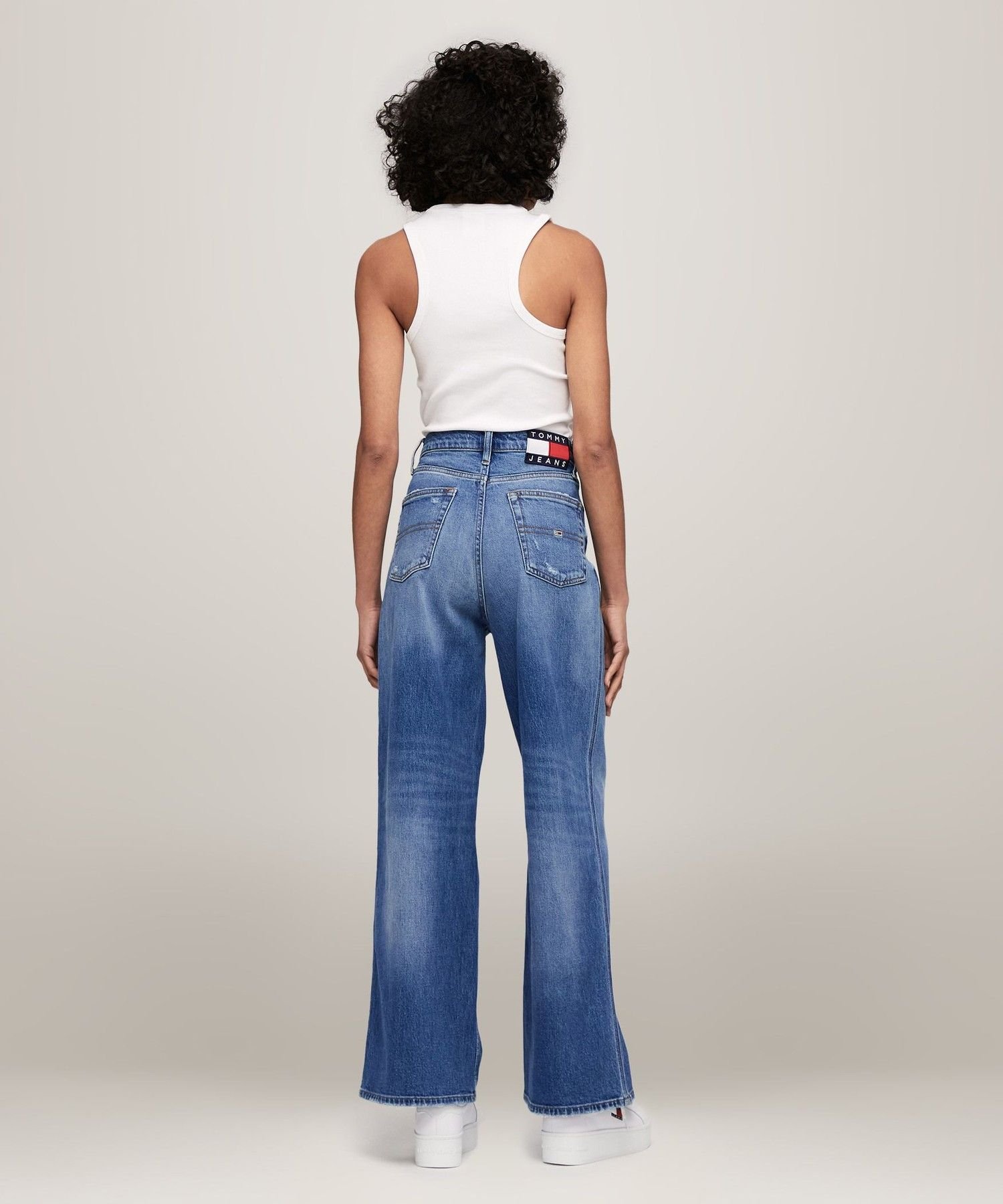 【SALE／50%OFF】TOMMY JEANS CLAIRE HR WD DG6130 トミーヒルフィガー パンツ ジーンズ・デニムパンツ ブルー【送料無料】
