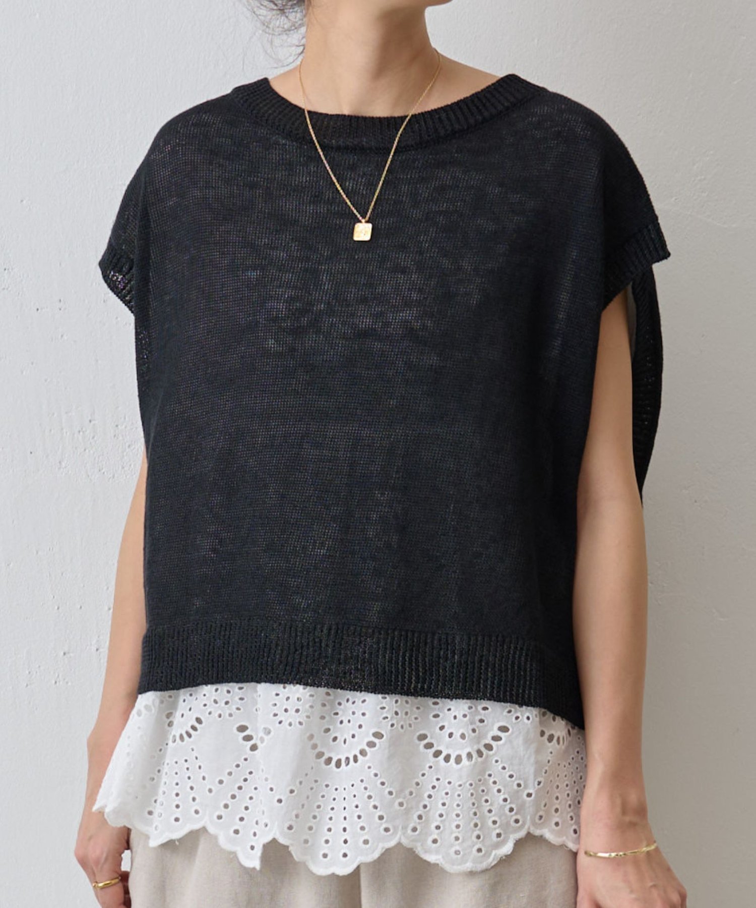 BEARDSLEY リネンニットベスト ビアズリー トップス ニット ブラック ベージュ グリーン【送料無料】のサムネイル