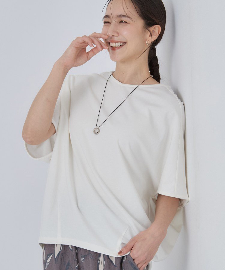 SHOO・LA・RUE 【ひんやり/体型カバー】インせず着られる 上品見えのドルマントップス シューラルー トップス カットソー・Tシャツ ピンク ブラウン グレー ホワイト イエロー ブラック
