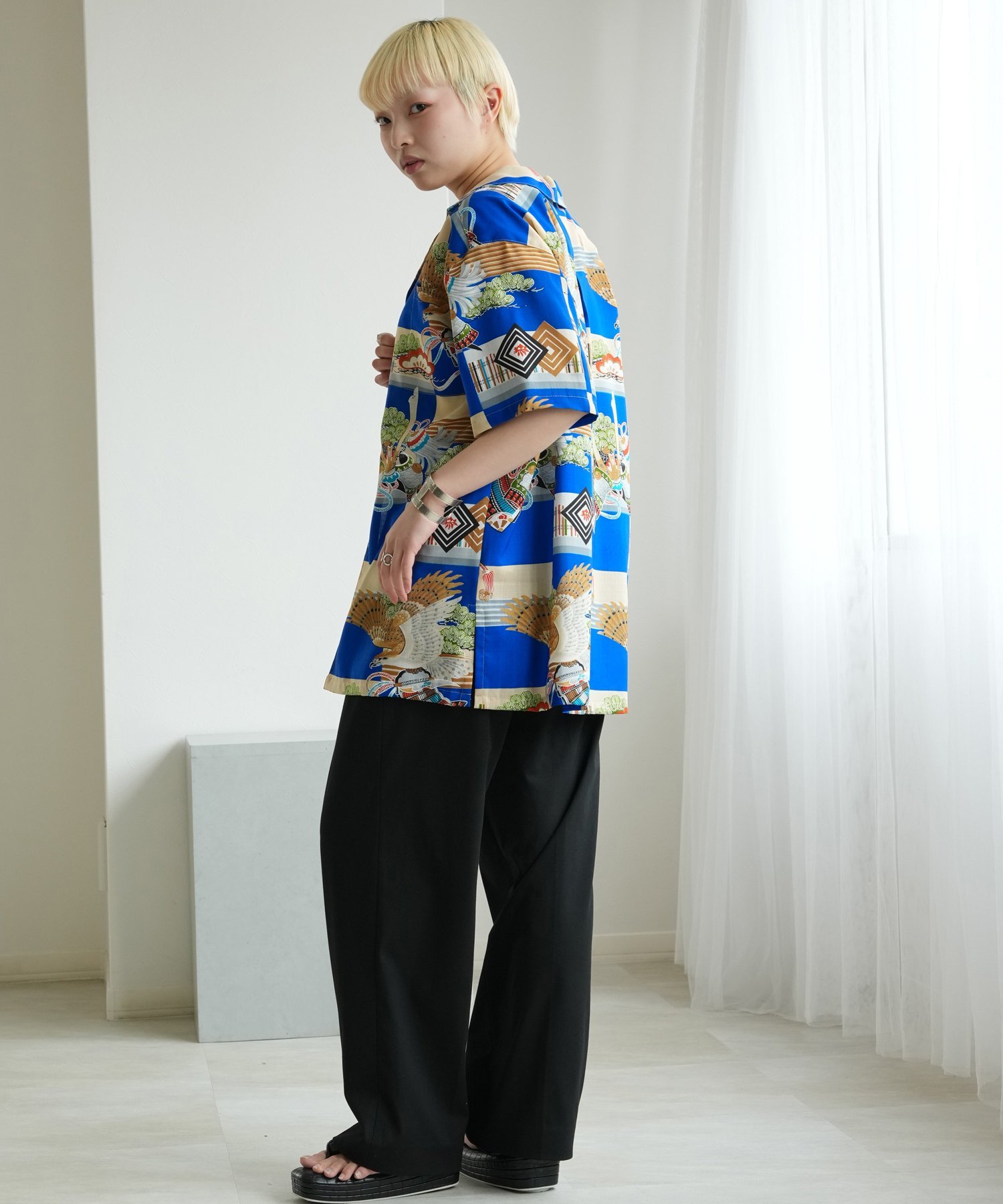 maison utatane maison utatane｜蒼を纏う兜鷹｜一点物｜ウール｜日本製 ウタタネ トップス シャツ・ブラウス ブルー