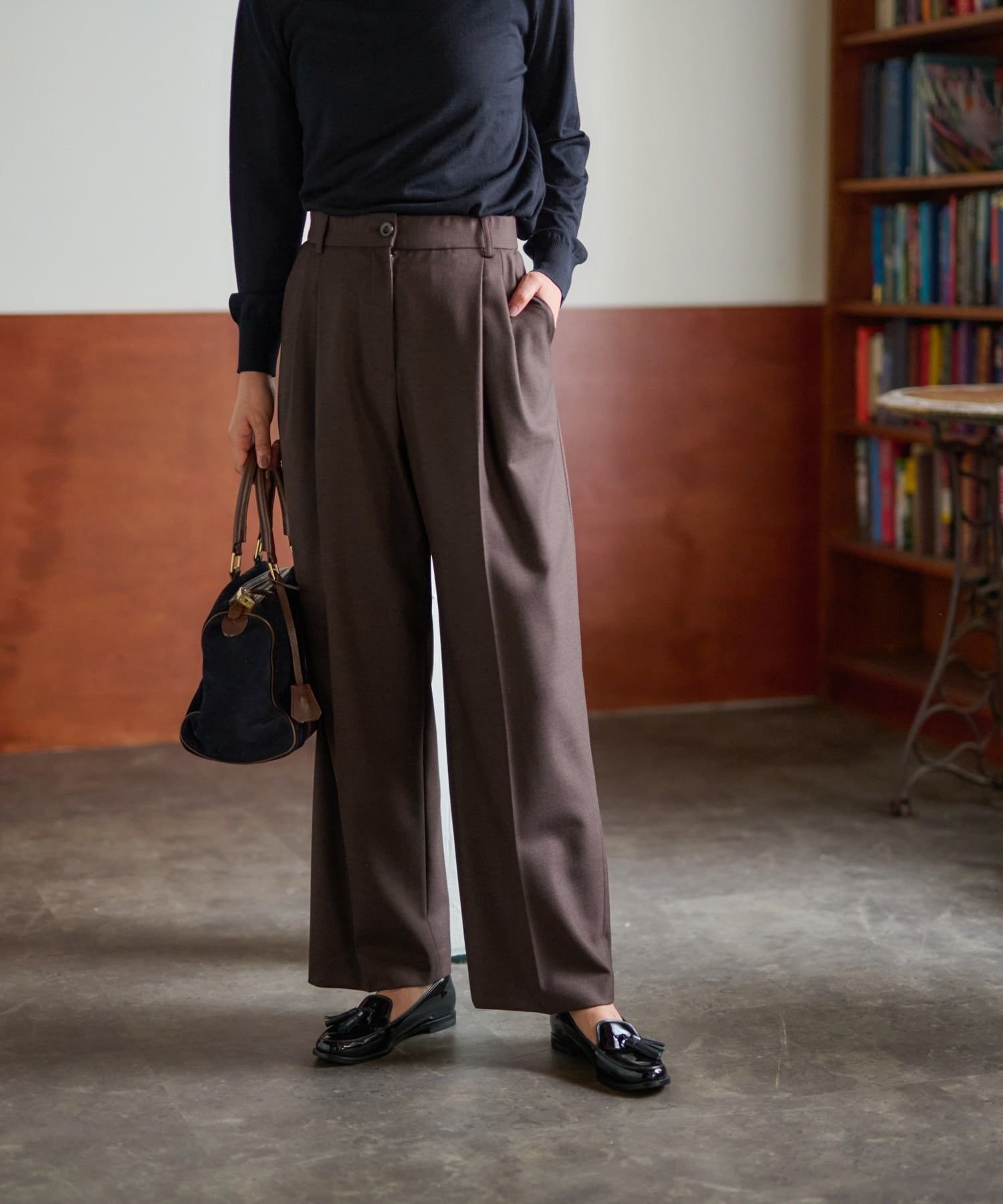 CARA O CRUZ 後ろウエストゴムタックパンツ キャラ・オ・クルス パンツ その他のパンツ ブラック グレー