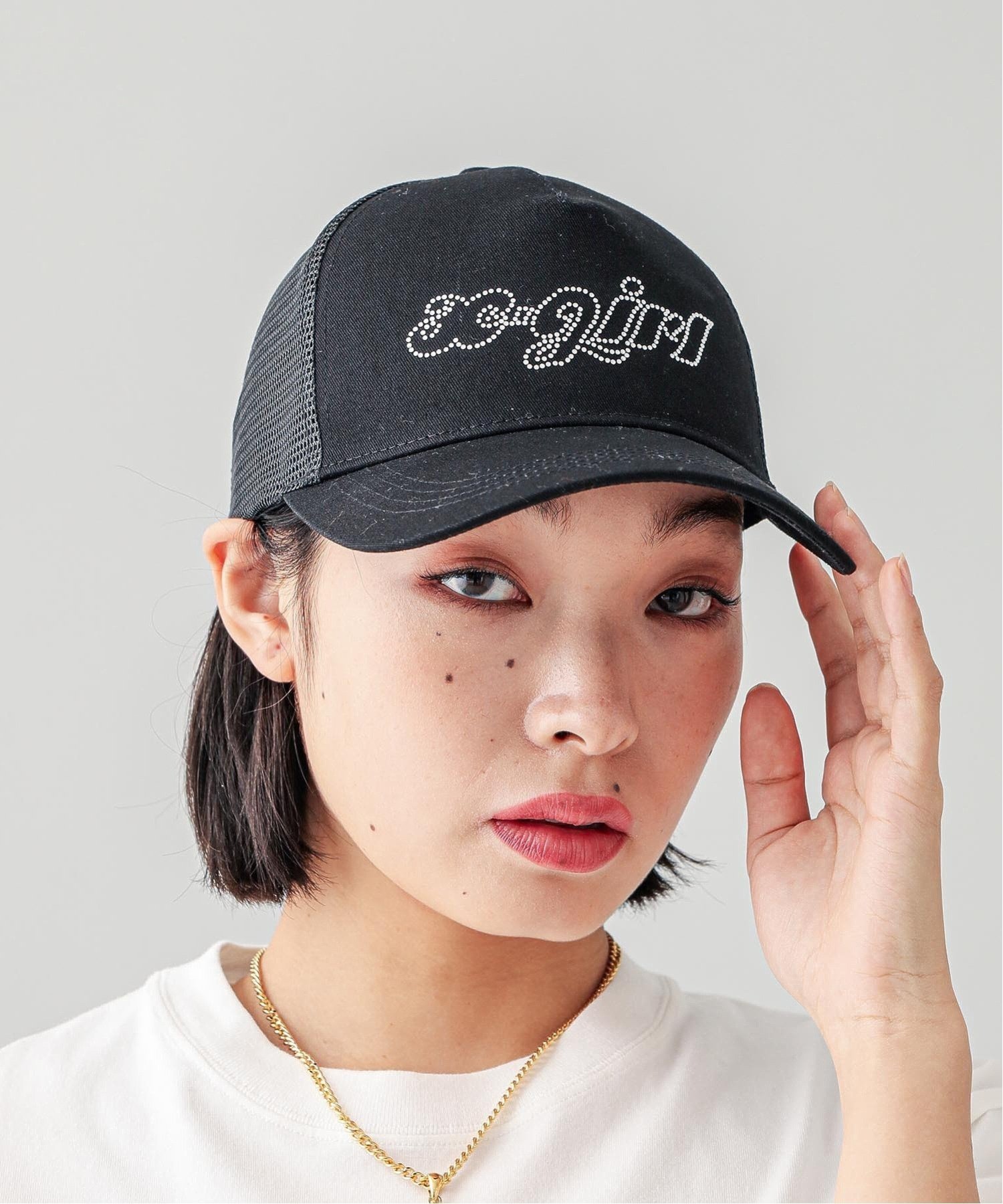 楽天Rakuten FashionX-girl RHINESTONE LOGO TRUCKER CAP キャップ X-girl エックスガール 帽子 キャップ ブラック ホワイト【送料無料】