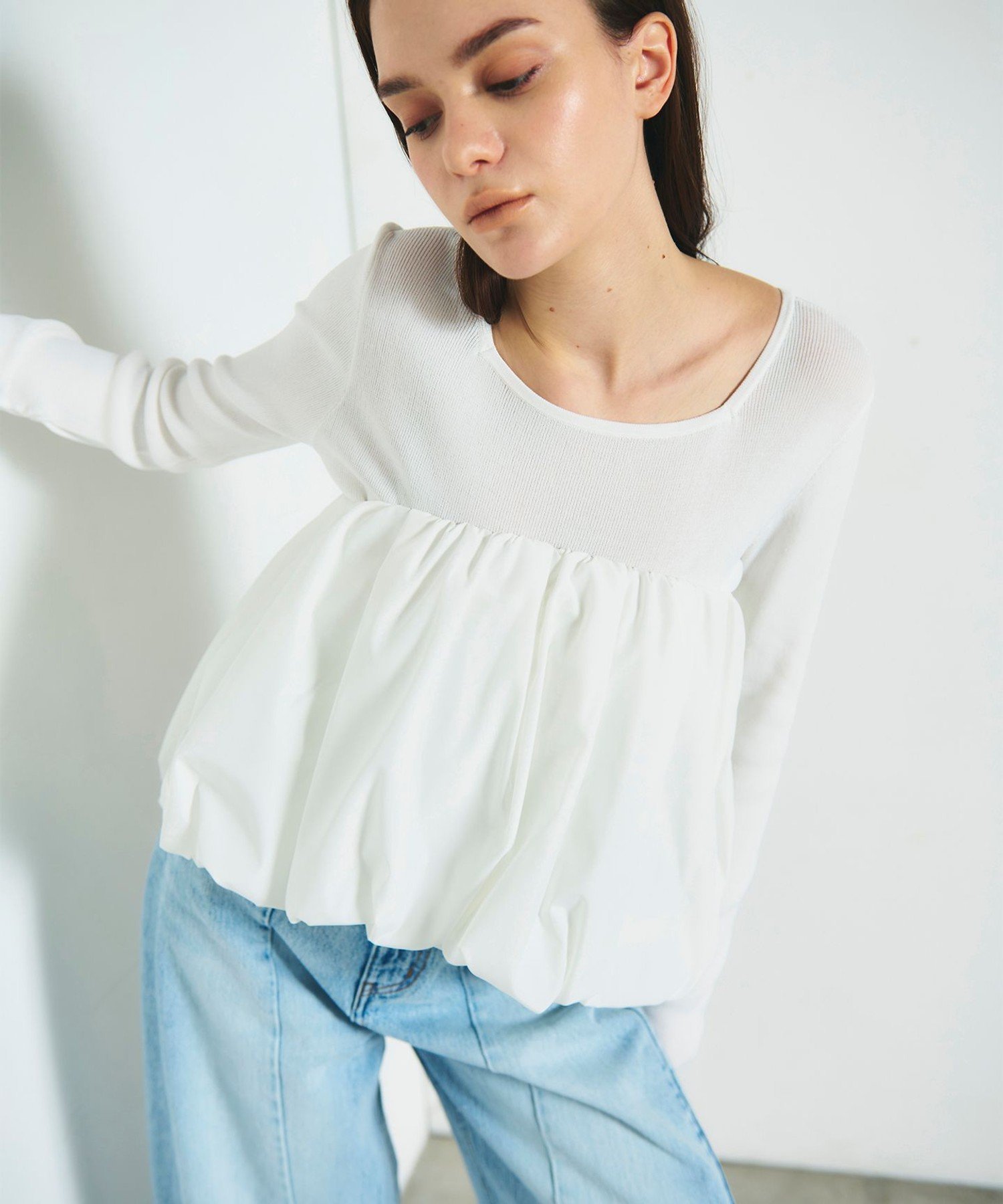 【SALE／30%OFF】GRACE CONTINENTAL タフタケープ付ニットトップ グレースコンチネンタル トップス ニット ホワイト ブラック【送料無料】のサムネイル