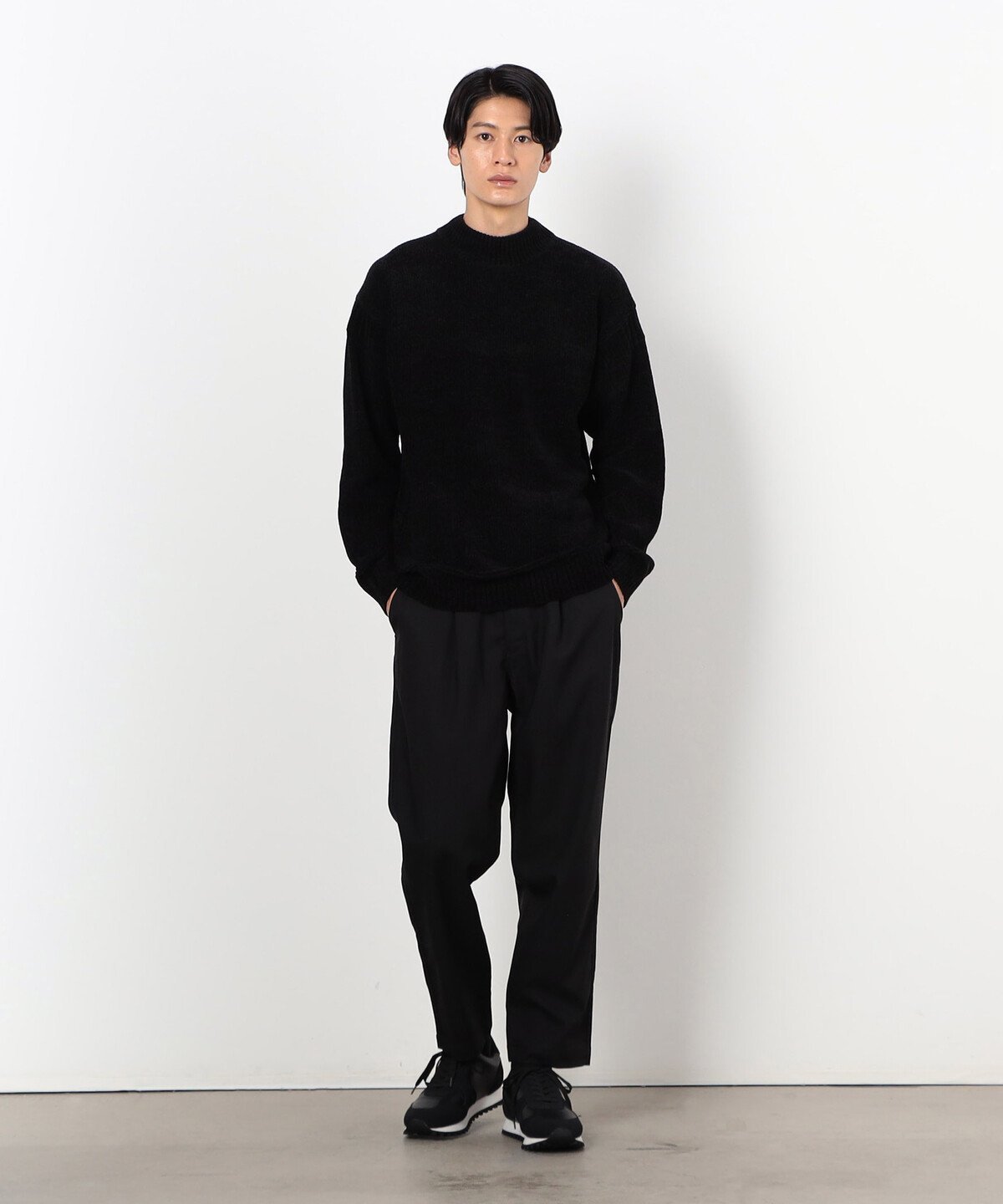 サージストレッチ ワンタック ワイド テーパードパンツ コムサイズム パンツ スラックス・ドレスパンツ グレー ブラック
