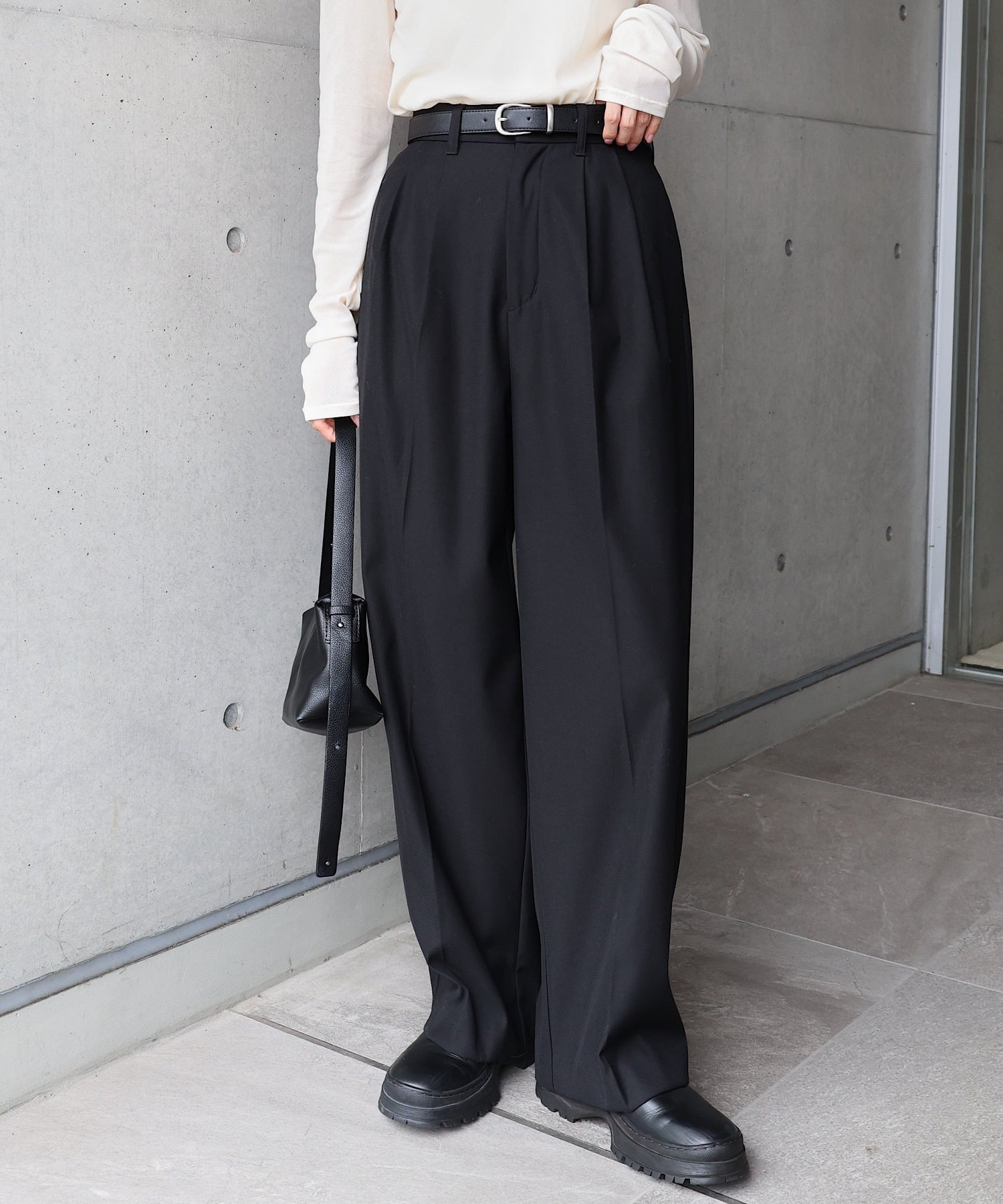 andme 2タック セミ ワイド ロング パンツ アンドミー パンツ その他のパンツ ブラック グレー【送料無料】のサムネイル