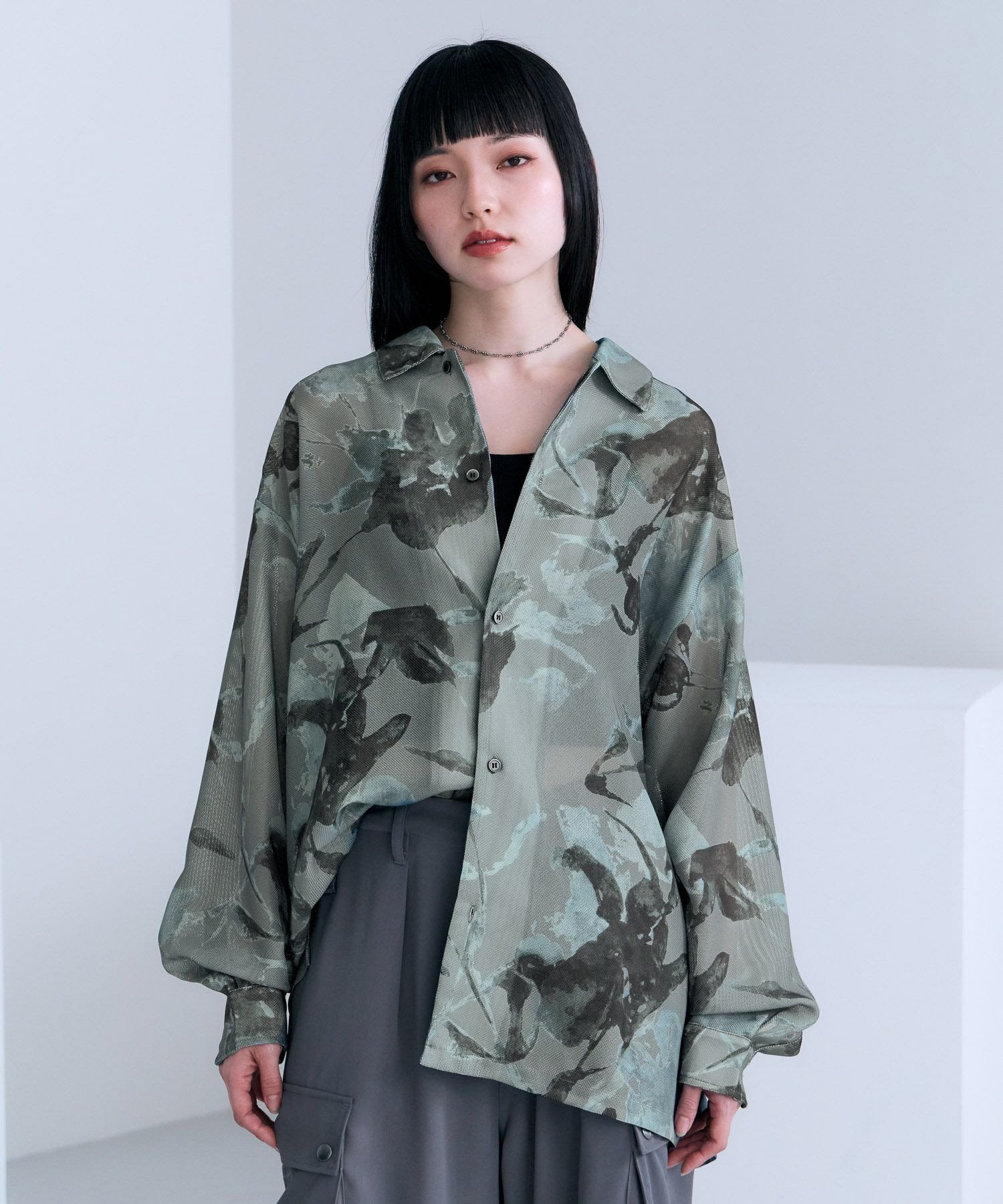 RAGEBLUE カラミ編み/スカシフラワー柄シャツ レイジブルー トップス シャツ・ブラウス ブラック ホワイト グレー