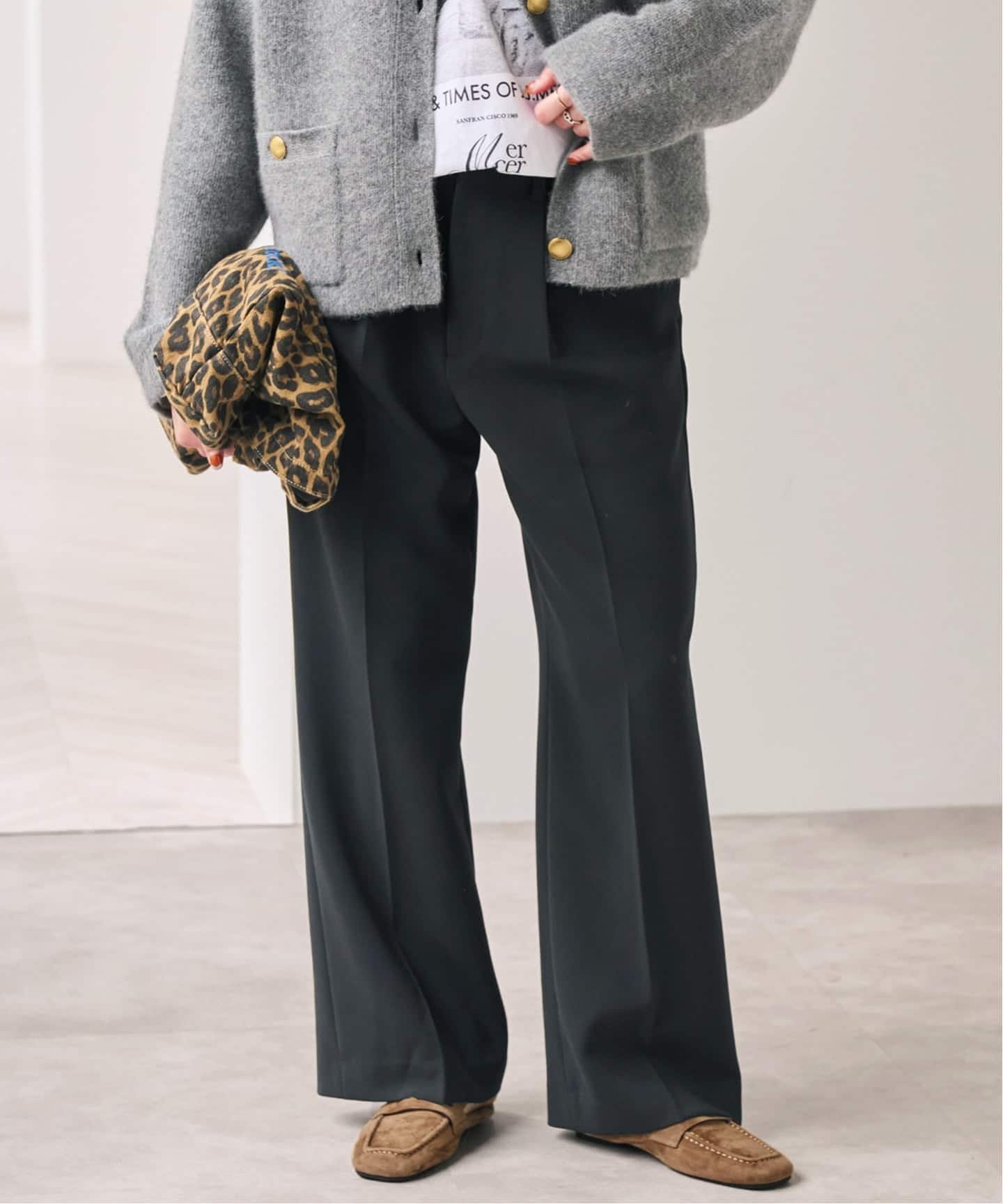 Spick & Span ダブルクロス1タックパンツ スピックアンドスパン パンツ スラックス・ドレスパンツ ブラウン グレー ブラック