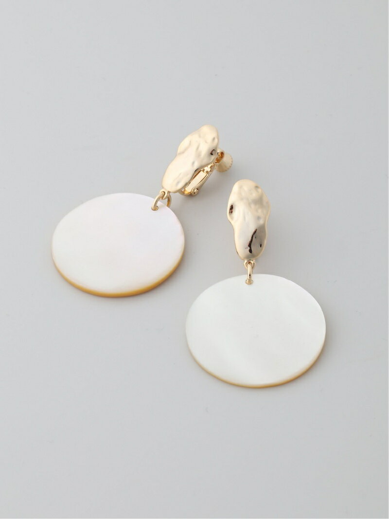 【SALE／50%OFF】LOWRYS FARM メタル*シェルER ローリーズファーム アクセサリー・腕時計 イヤリング・イヤーカフ ホワイトのサムネイル