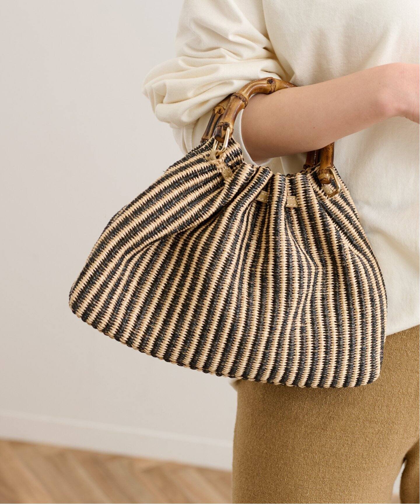 FRAMeWORK 【CATERINA BERTINI/カテリナ ベルティーニ】バンブーハンドルBAGストライプ フレームワーク バッグ ハンドバッグ【送料無料】のサムネイル