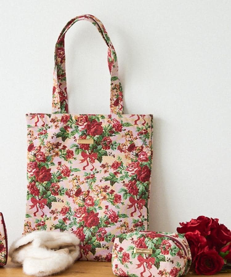 LAURA ASHLEY HOME 【A4サイズ/ジャカード/ギフトにおすすめ!】メアリーポート ブーケ柄 トートバッグ ローラ アシュレイ バッグ トートバッグ レッド【送料無料】