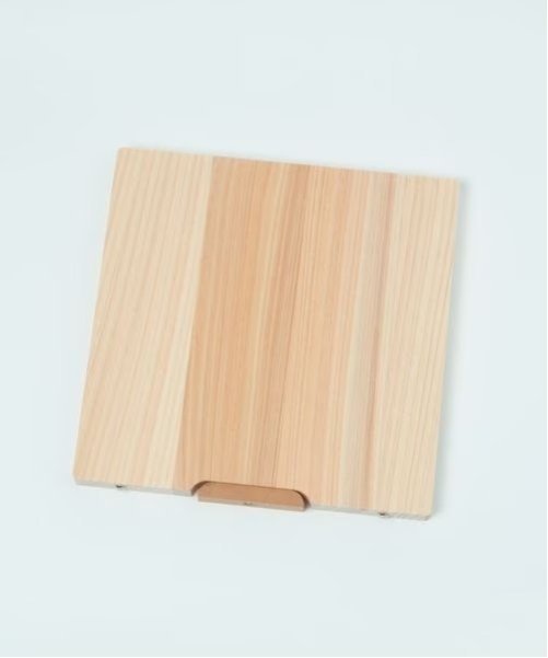 daily CLIP 【daily CLIP】四万十ヒノキ 立つまな板S スタディオクリップ 食器・調理器具・キッチン用..
