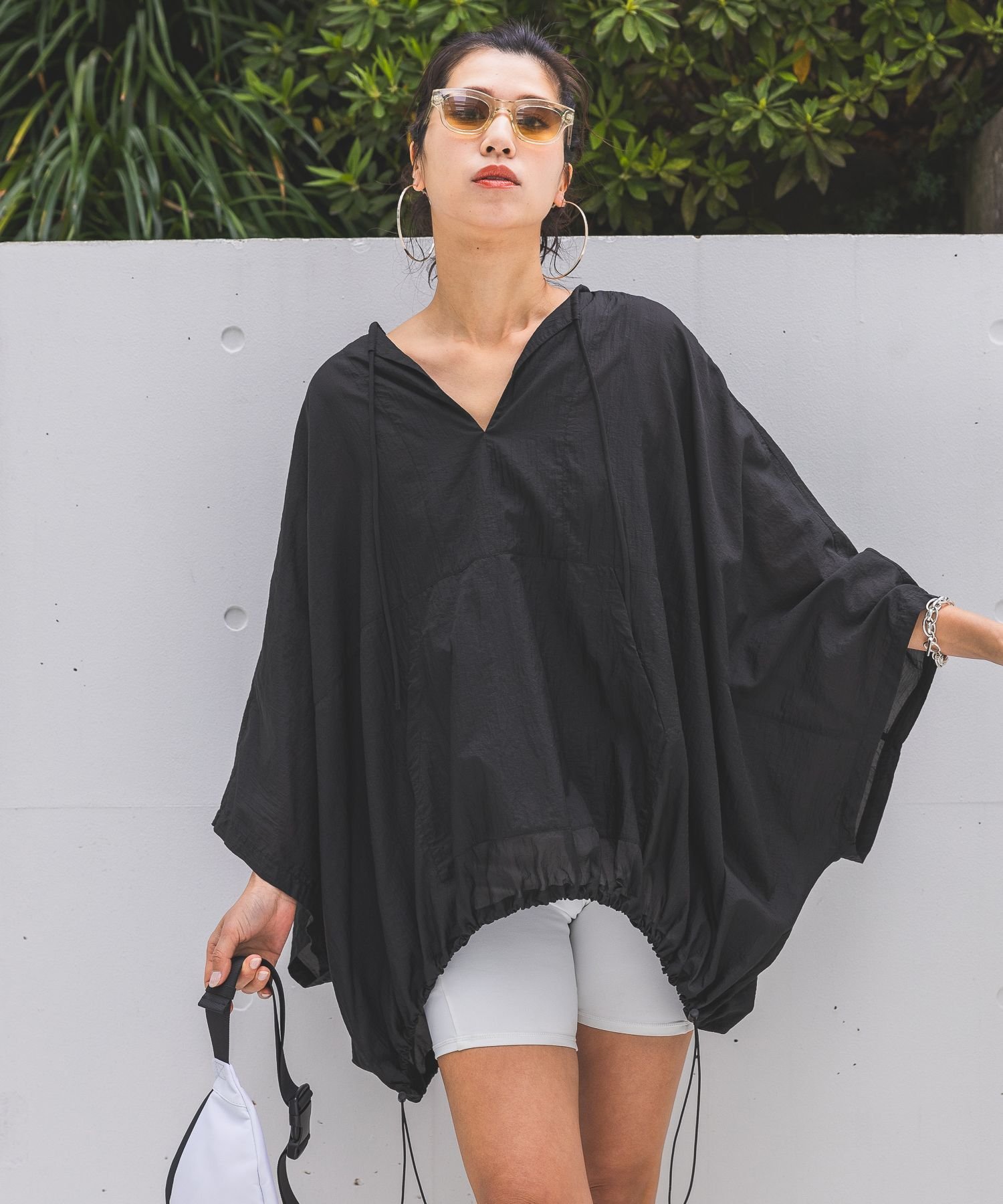 HEREIAM 【HEREIAM】撥水/フォグシアースモックブラウス ベイフロー トップス シャツ・ブラウス ブラック ホワイト【送料無料】のサムネイル