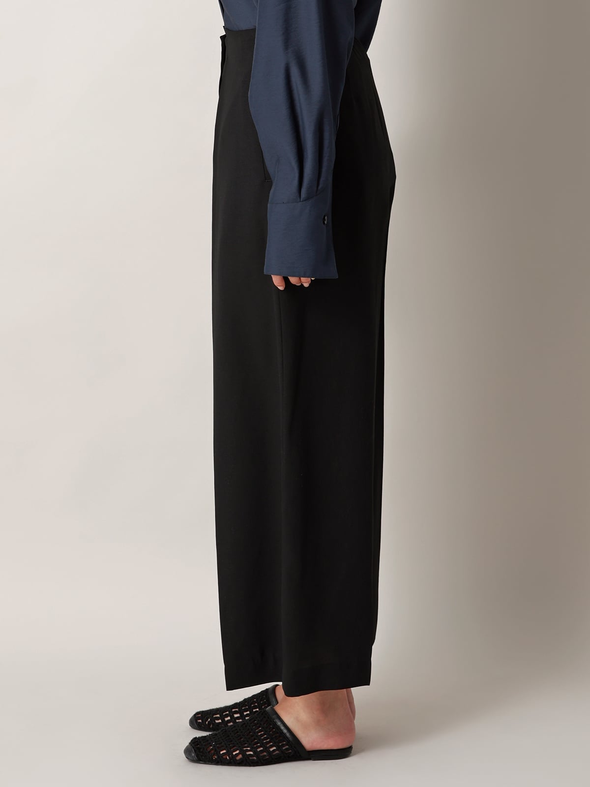 SUIT SQUARE CIS. タックワイドパンツ ウォッシャブル ストレッチ DERAリネン 無地 スーツ スクエア パンツ その他のパンツ ブラック