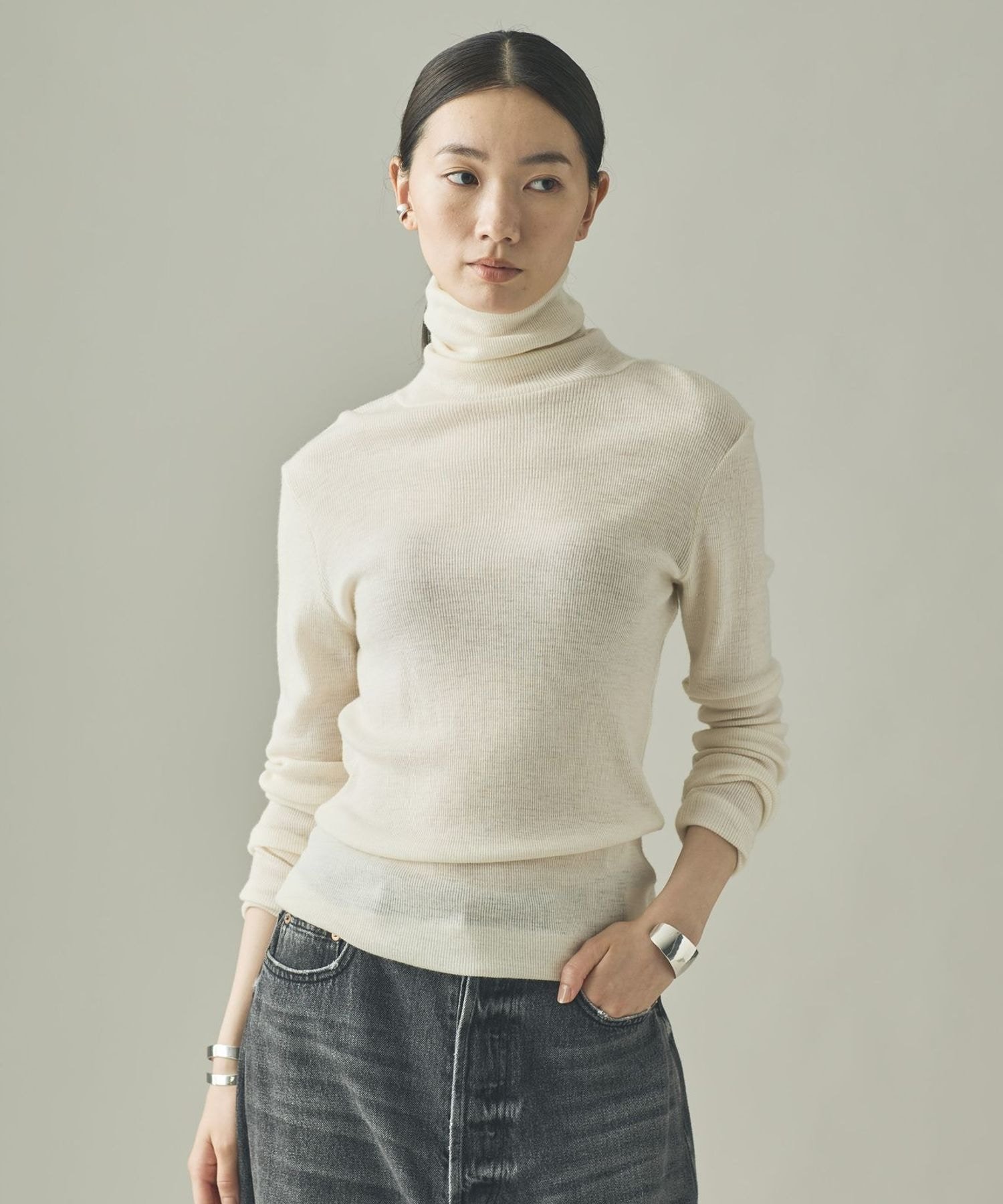 ウールテレコタートル カレンソロジー トップス カットソー・Tシャツ ブラック ホワイト