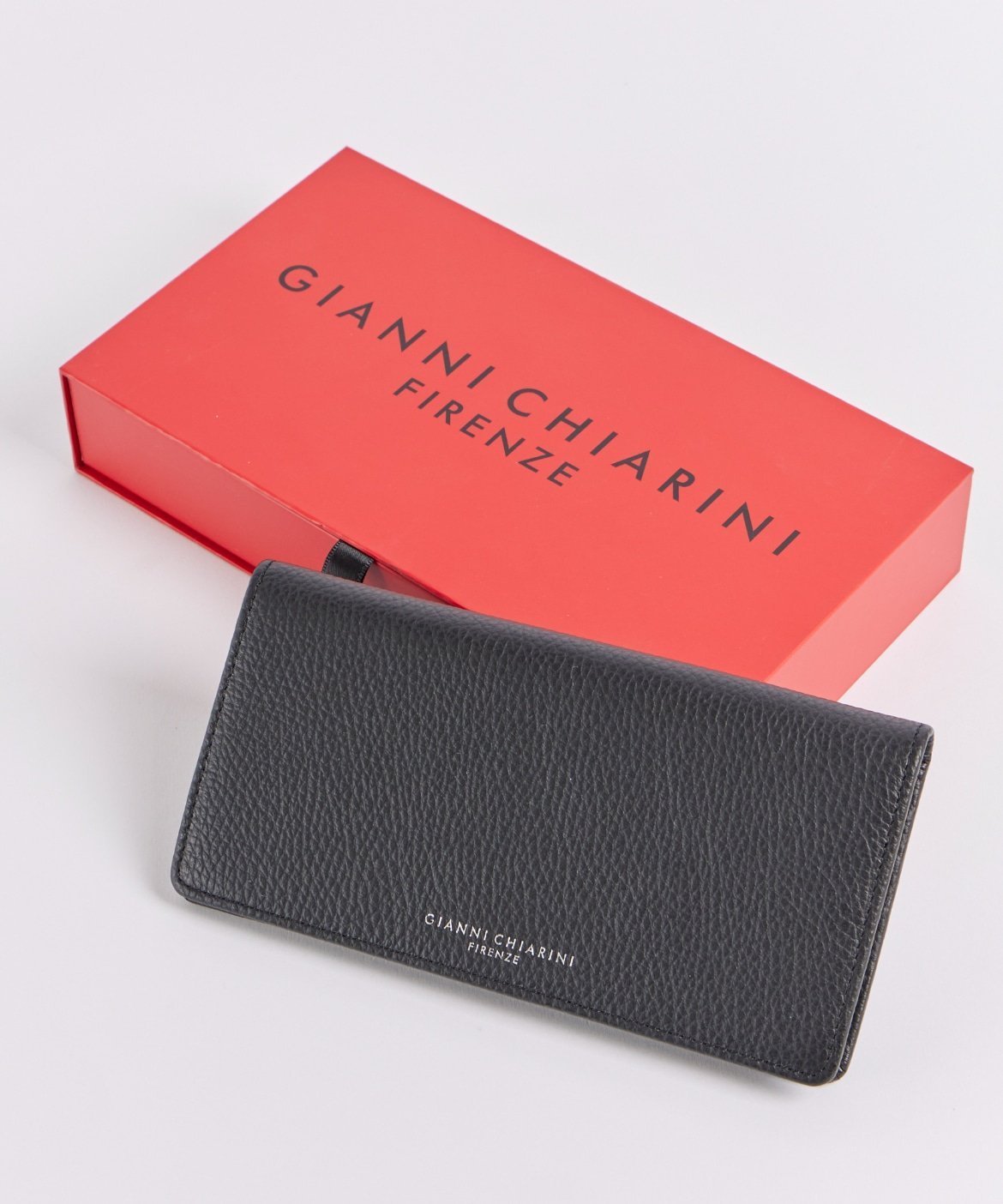 FAVORITE SUKINAMONO フラップウォレット《GIANNI CHIARINI》 イネド 財布・ポーチ・ケース 財布 ブラック【送料無料】