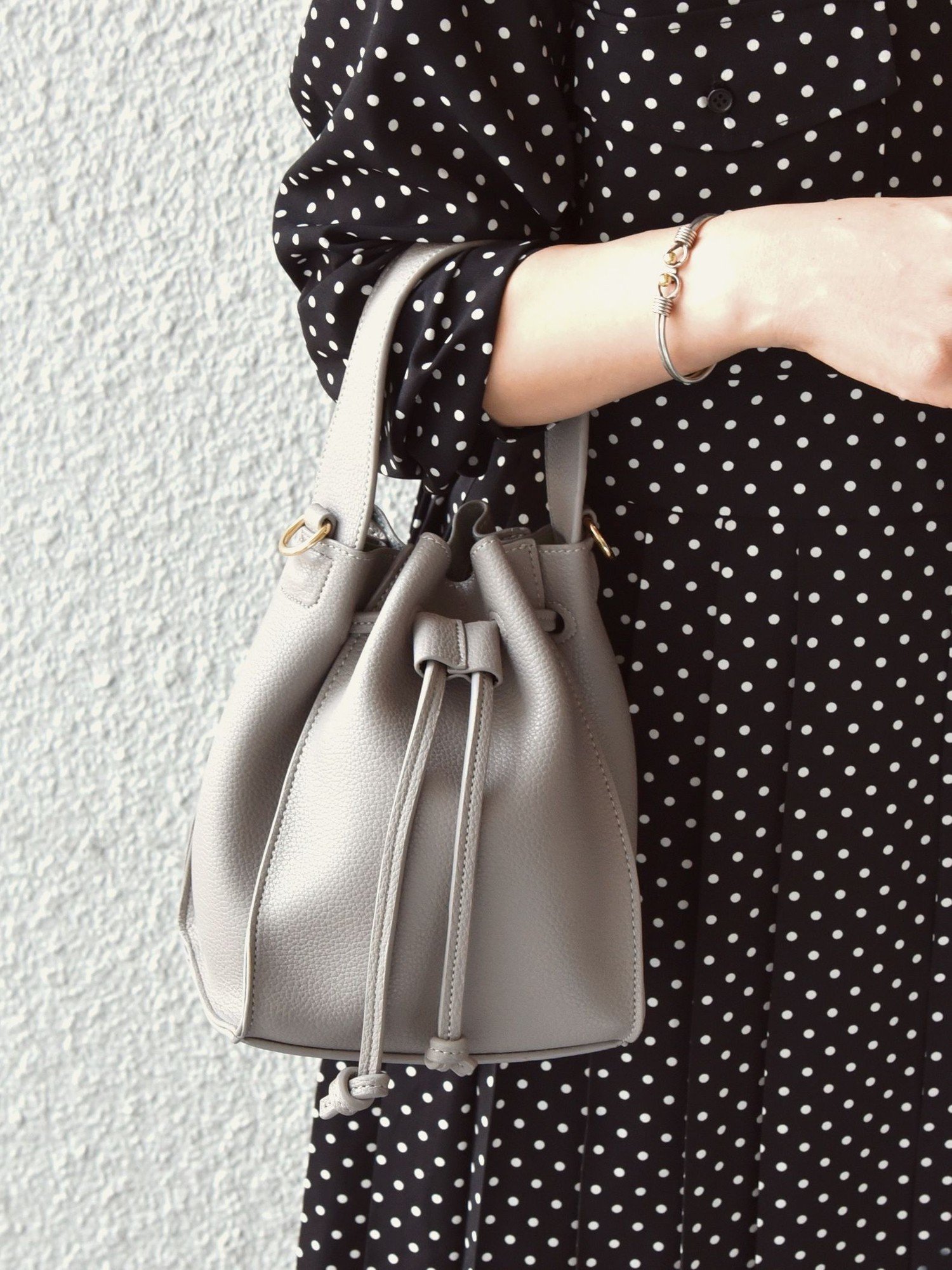 【SALE／30%OFF】SHIPS any SHIPS any: 2WAY ドローストリング ワンハンドル バッグ シップス バッグ ショルダーバッグ グレー ブラック ベージュ ピンク ブルー【送料無料】のサムネイル