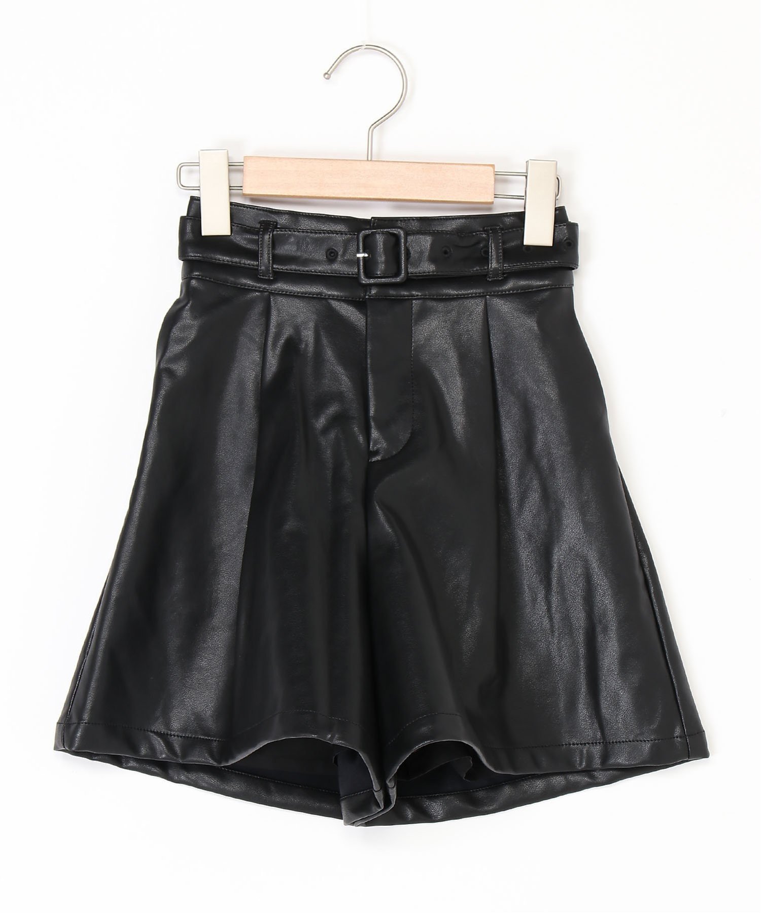 LOVETOXIC フェイクレザーショートパンツ ナルミヤオンライン パンツ キュロット ブラック【送料無料】のサムネイル