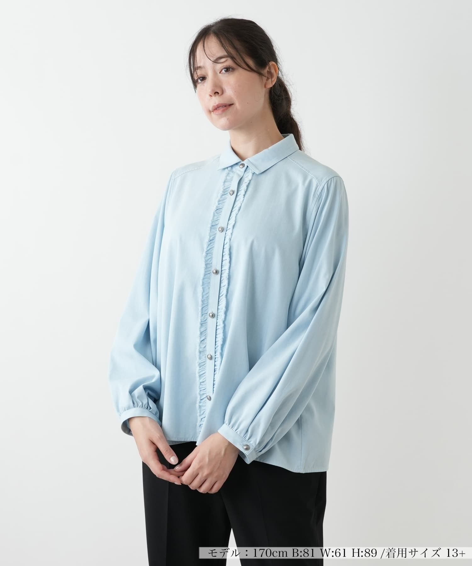 Leilian PLUS HOUSE フリルブラウス【MUSE BY ROCHAS Premiere】 レリアン プラスハウス トップス シャツ・ブラウス ブルー