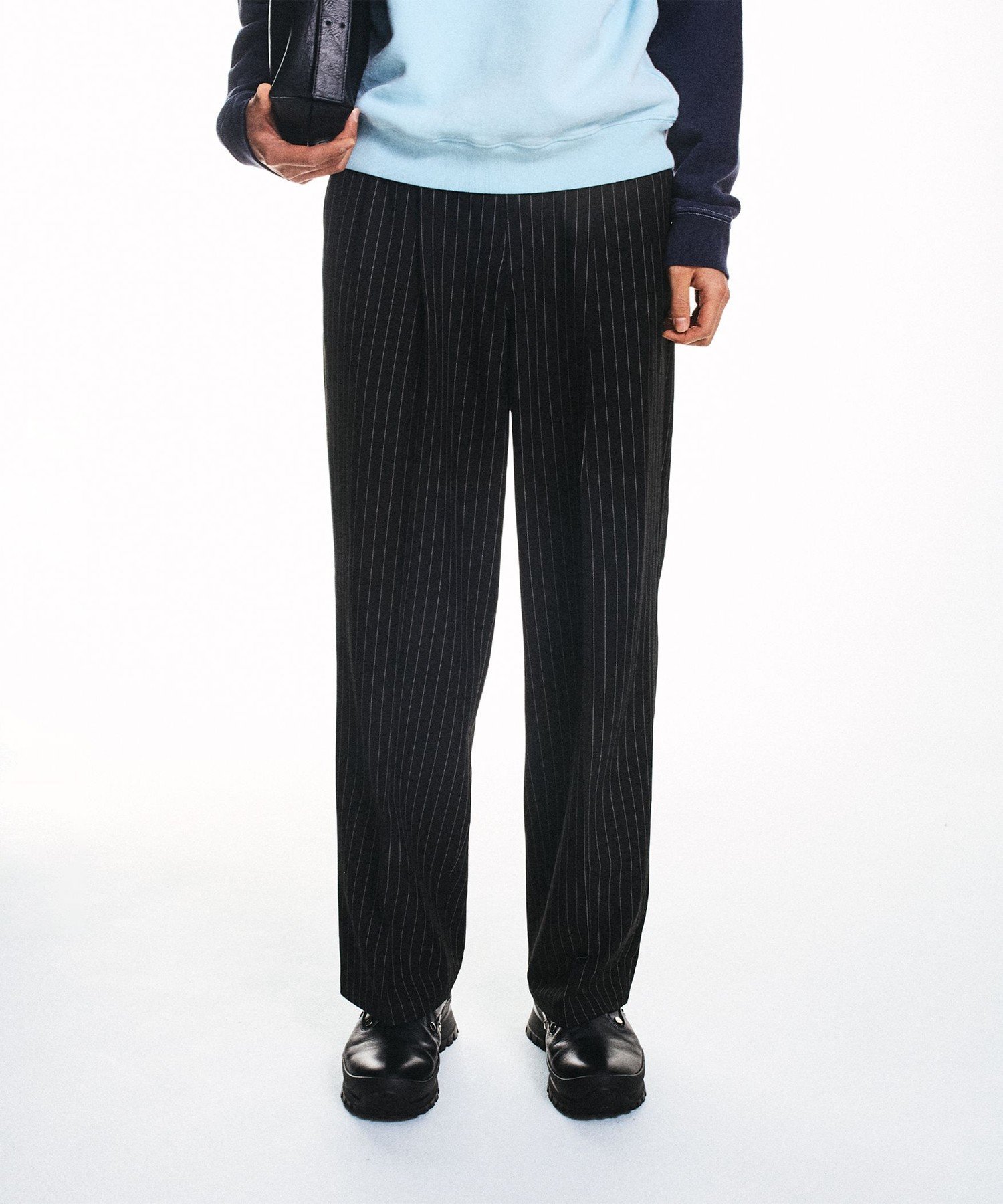 【SALE／45%OFF】SHIPS MEN City Ambient Products: ツイル 2タック ワイド スラックス シップス パンツ スラックス・ドレスパンツ カーキグリーン ブラック グレー【送料無料】